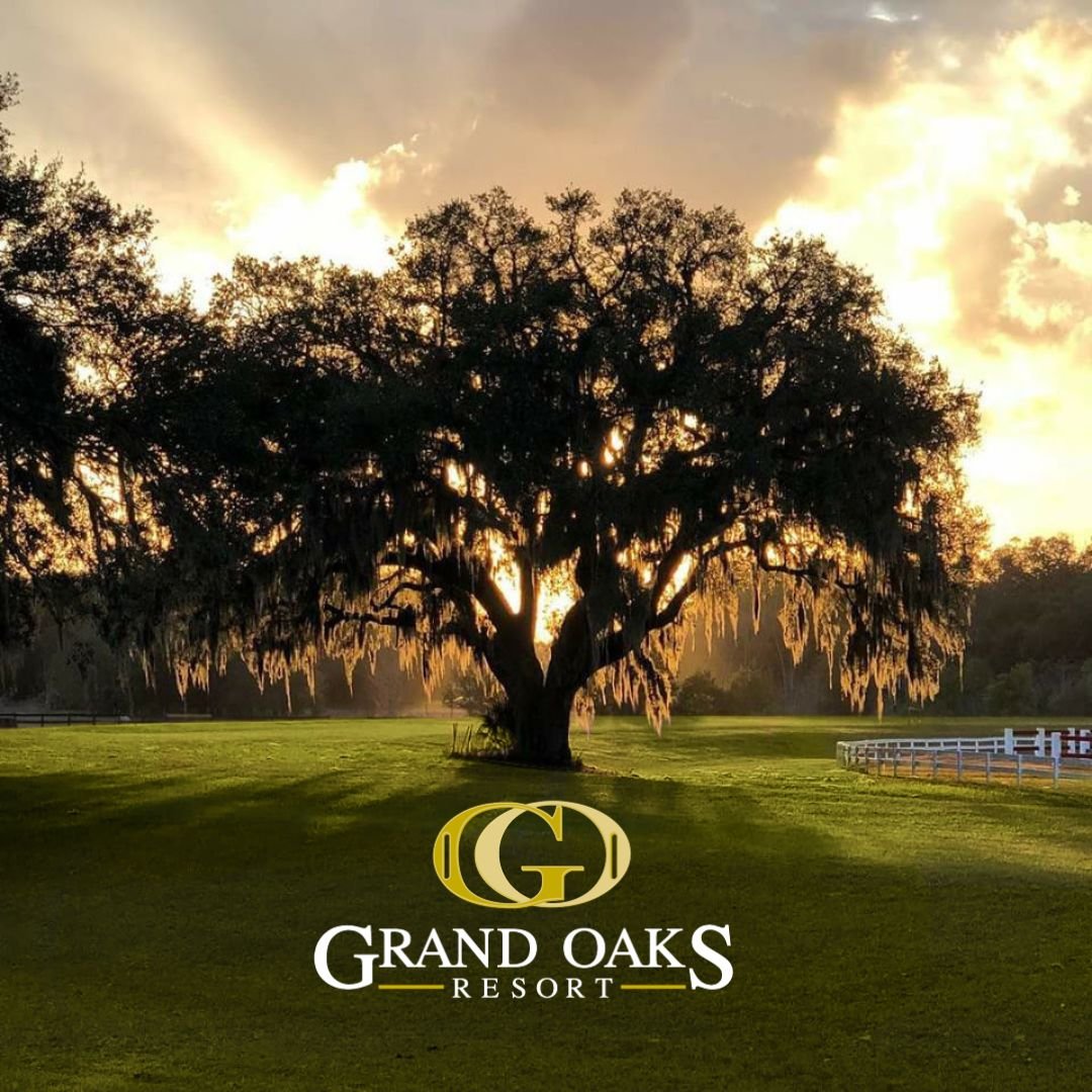 Grand Oaks Resort_LOGO.jpg