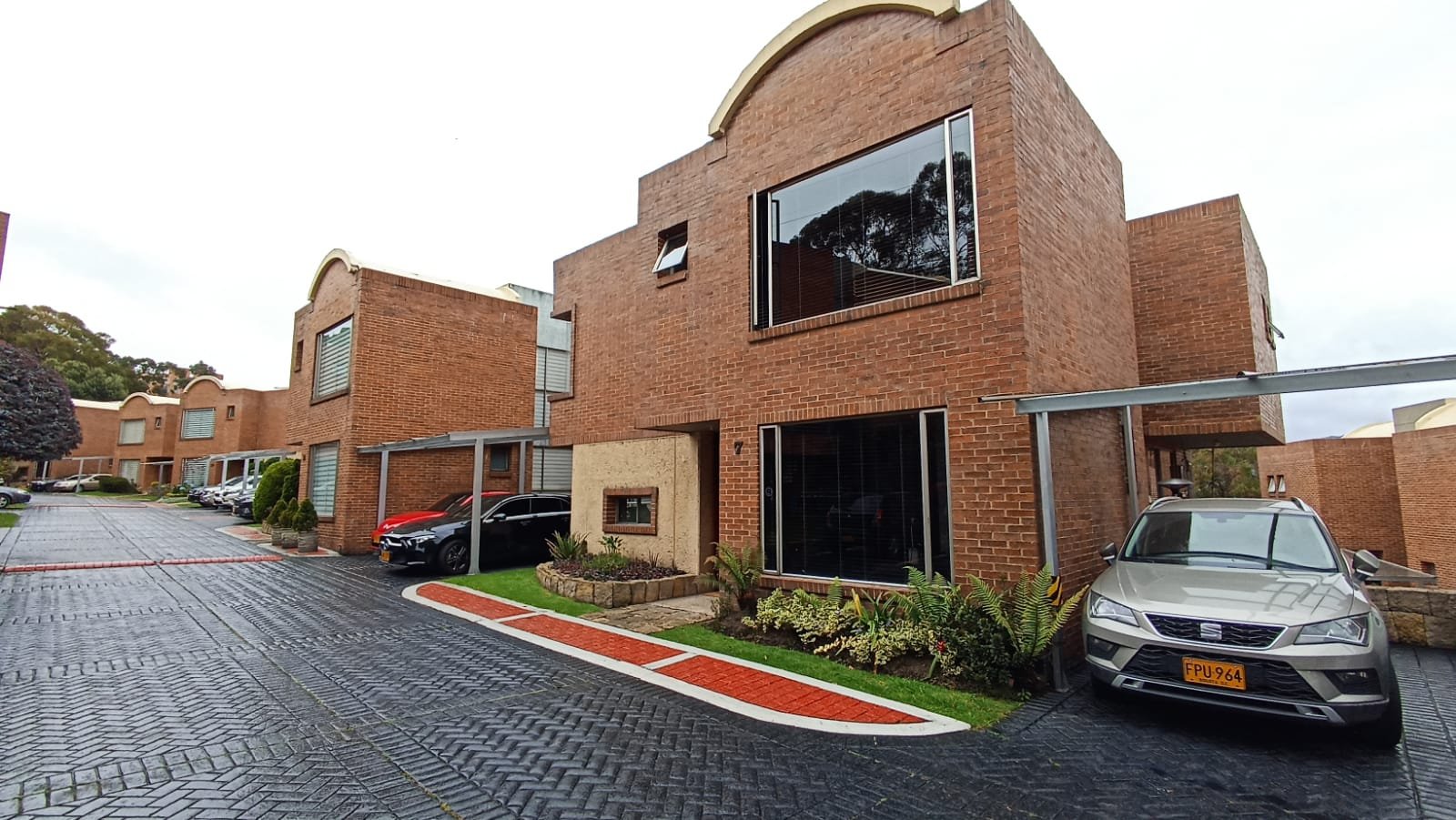 Colinas de Suba - 269 m2 - $ 1.300.000.000