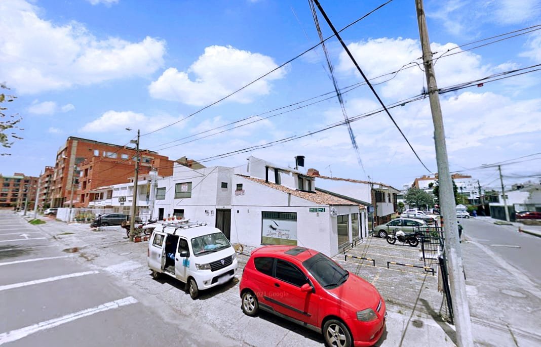 Local en Arriendo - Santa Paula - Local # 3: 50 m2 - $ 3.850.000 + IVA