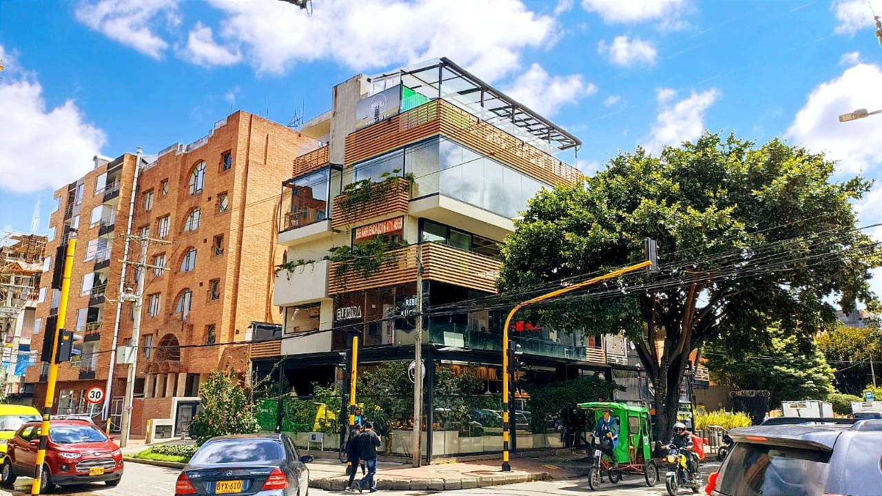 Local en Arriendo - Cedritos - 200 m2 - $ 8.000.000