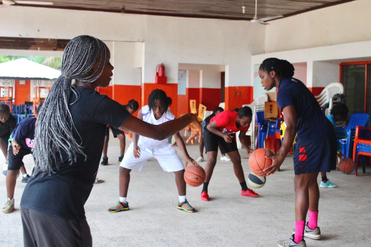 Rebound_Libeia_Basketball_clinic.jpg