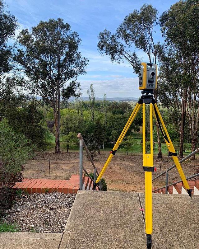 Social distancing is quite easy for surveyors 🤔 #4dsurveying #surveylife #socialdistancing