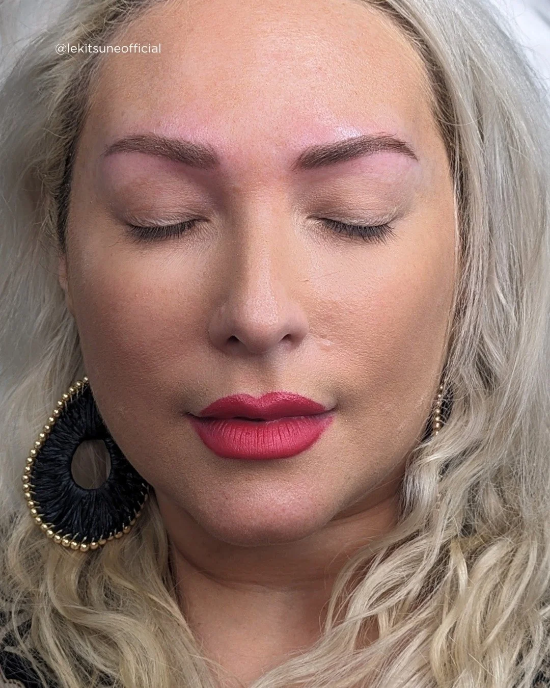 ✨ Curious about the beauty of permanent makeup? 💄 Discover the enchanting world of Le Kitsun&eacute; and awaken your inner radiance! Book your appointment now and step into a new realm of beauty. 💖 #PermanentMakeup #LeKitsune #PermanentMakeup #Micr