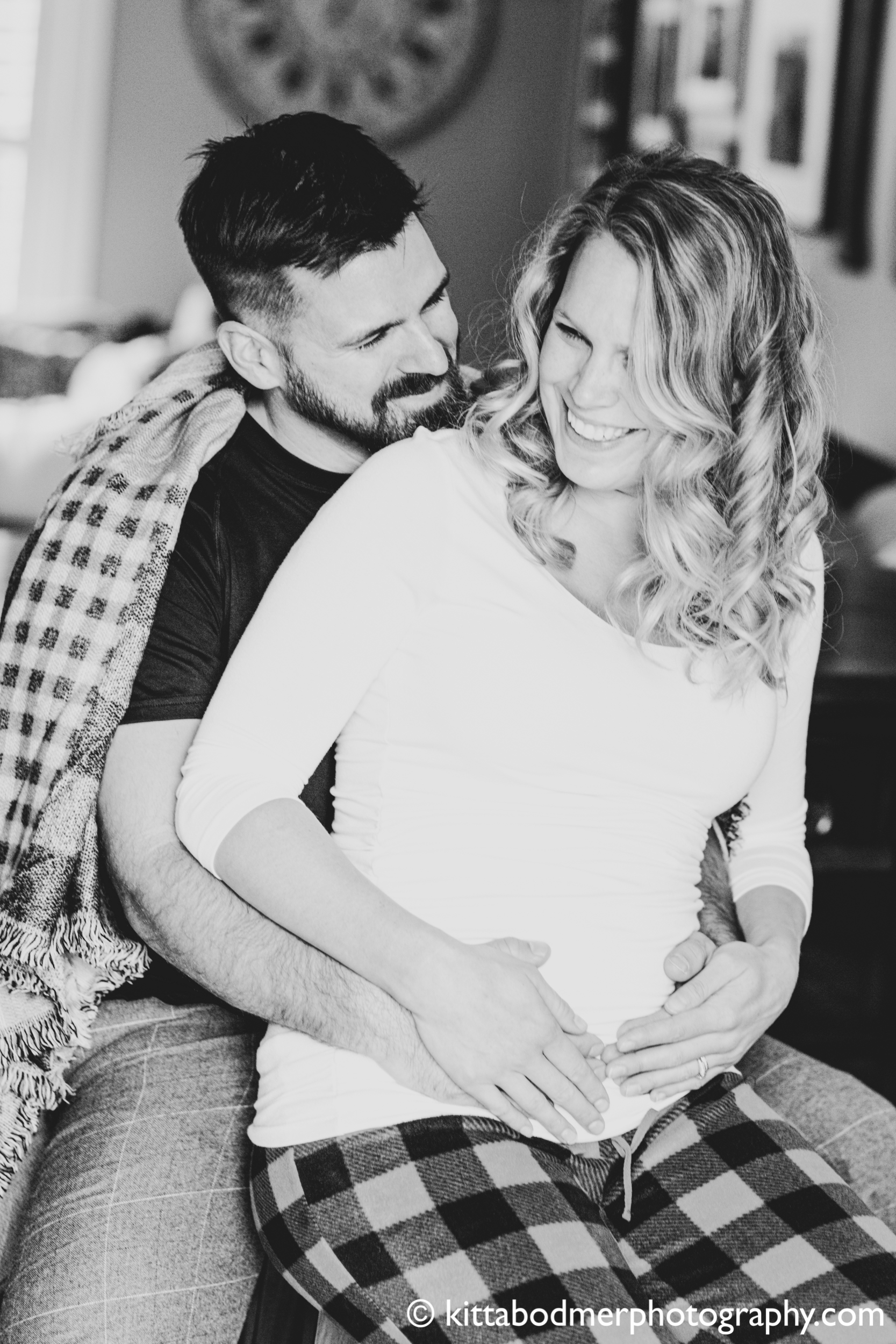 Portland Professional Maternity Photographer - Kitta Bodmer Photography