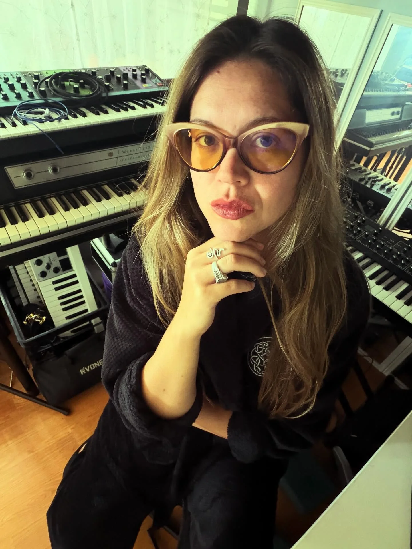 ⚡️synth set this sat 8p at the v cool @thenighttemple ⚡️ no cover, but donations welcomed to support the cause, just show up &amp; have fun ⚡️ dunno what im gonna play, but i reckon ill come up with something ⚡️ #synth #kingcrimsonrobe