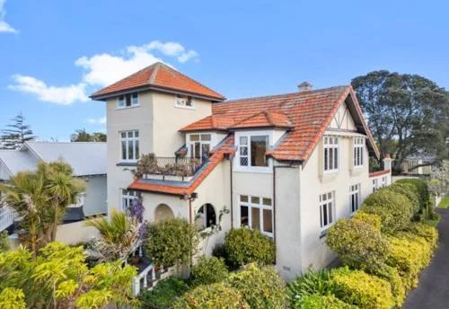 20 Taumata Road, Sandringham