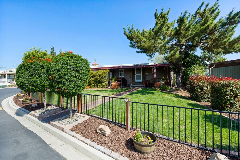 Kingsway Gardens Estates — Advantage Management inc