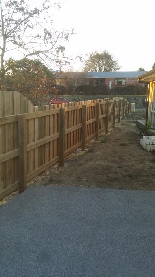 new fence.jpg