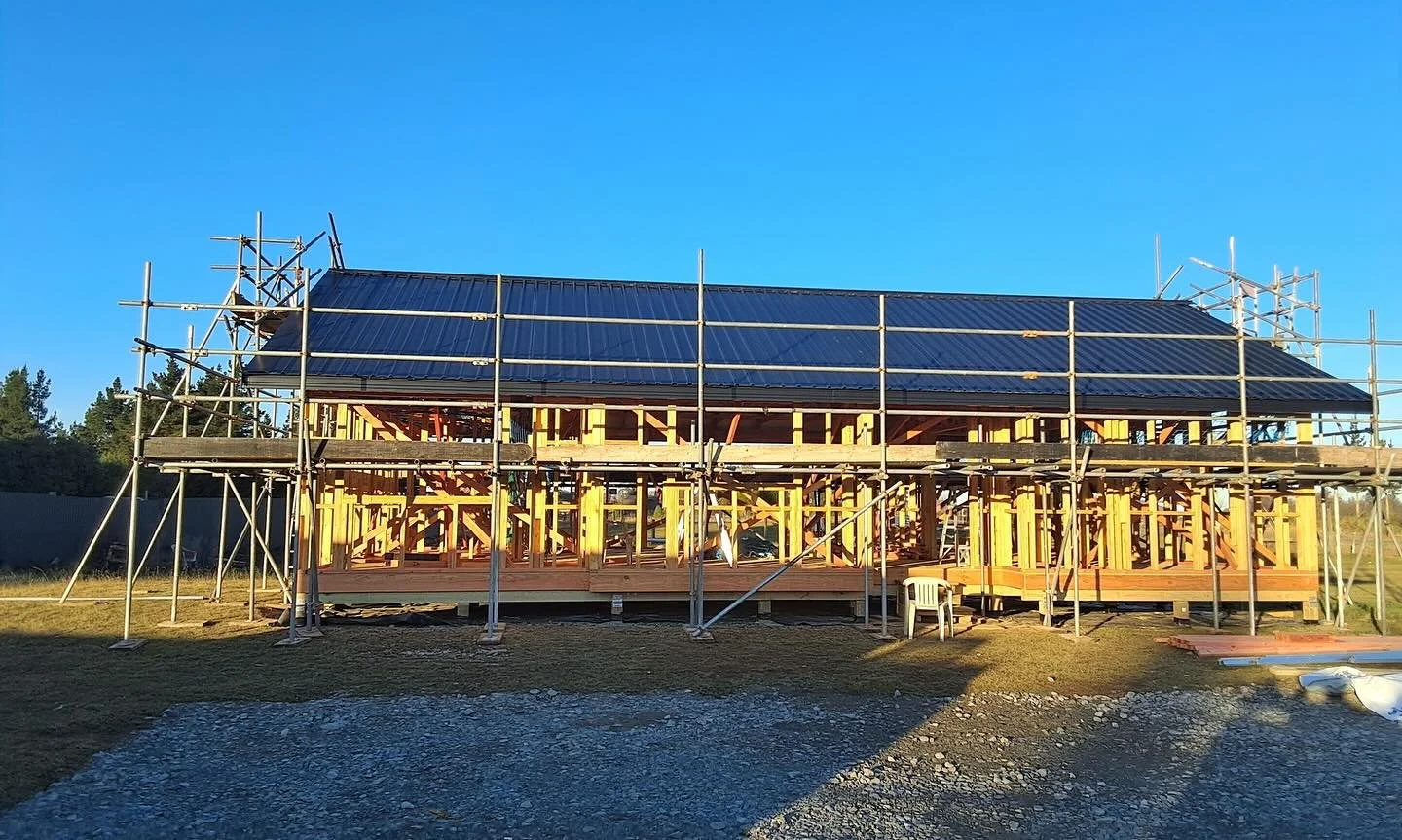 🏠 New Kiwicolour Steel Roof Installed! ✅ 

✔️ Strong, durable, and built to last Vitor+
is a durable steel coating designed for moderate environments. It provides reliable protection, excellent colour retention, and high formability for any designs.