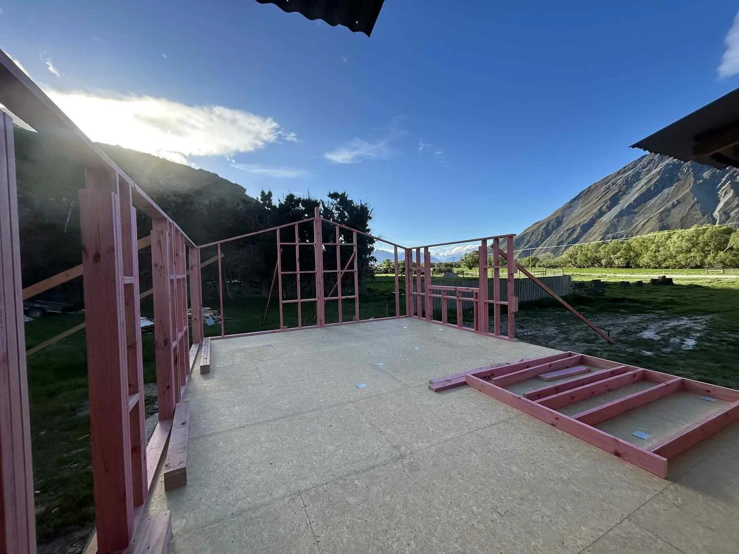 🏗️ Exciting progress on our latest renovation!
The team has just wrapped up installing the underfloor Xpol insulation and laying down the timber floor &mdash; and now we&rsquo;re into the next big stage: building and standing the frames!

It&rsquo;s