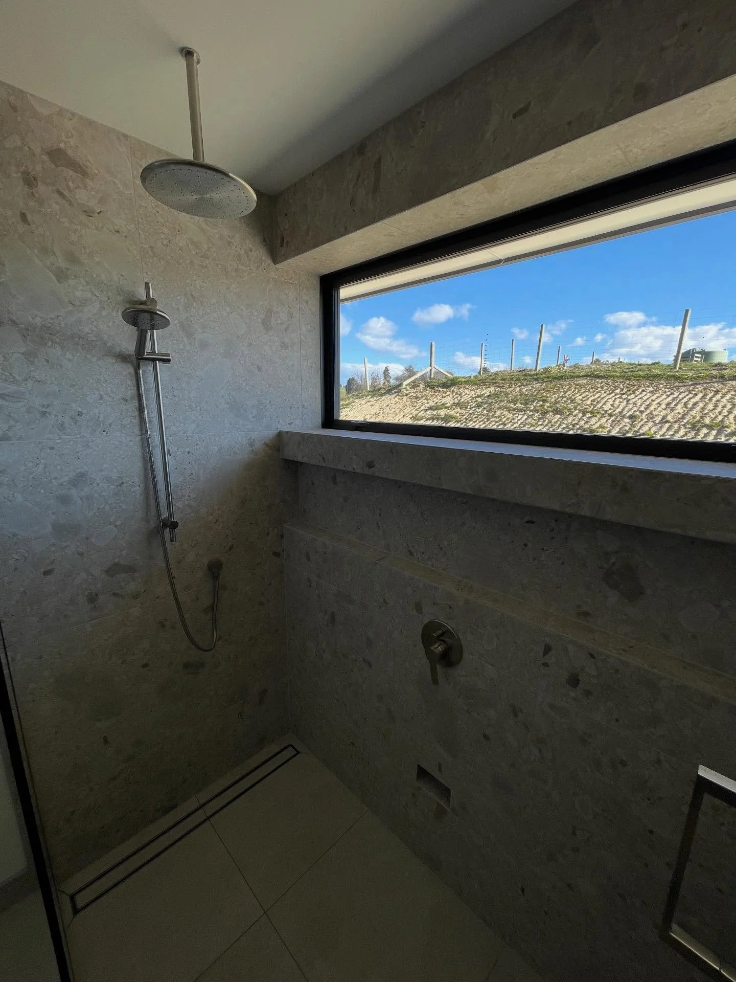 🔥 Tiled bathrooms that feel as good as they look!

There&rsquo;s nothing better than stepping onto warm tiles on a cold morning &mdash; and that&rsquo;s why underfloor heating has become one of our favourite finishing touches. It adds a real sense o