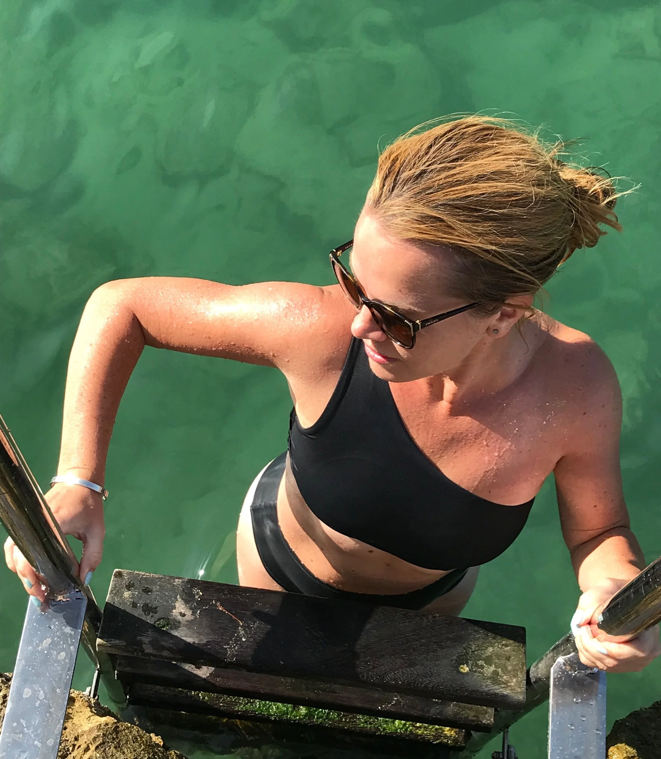 B2442D9D-461F-4EE4-8DEE-A21B11B99706