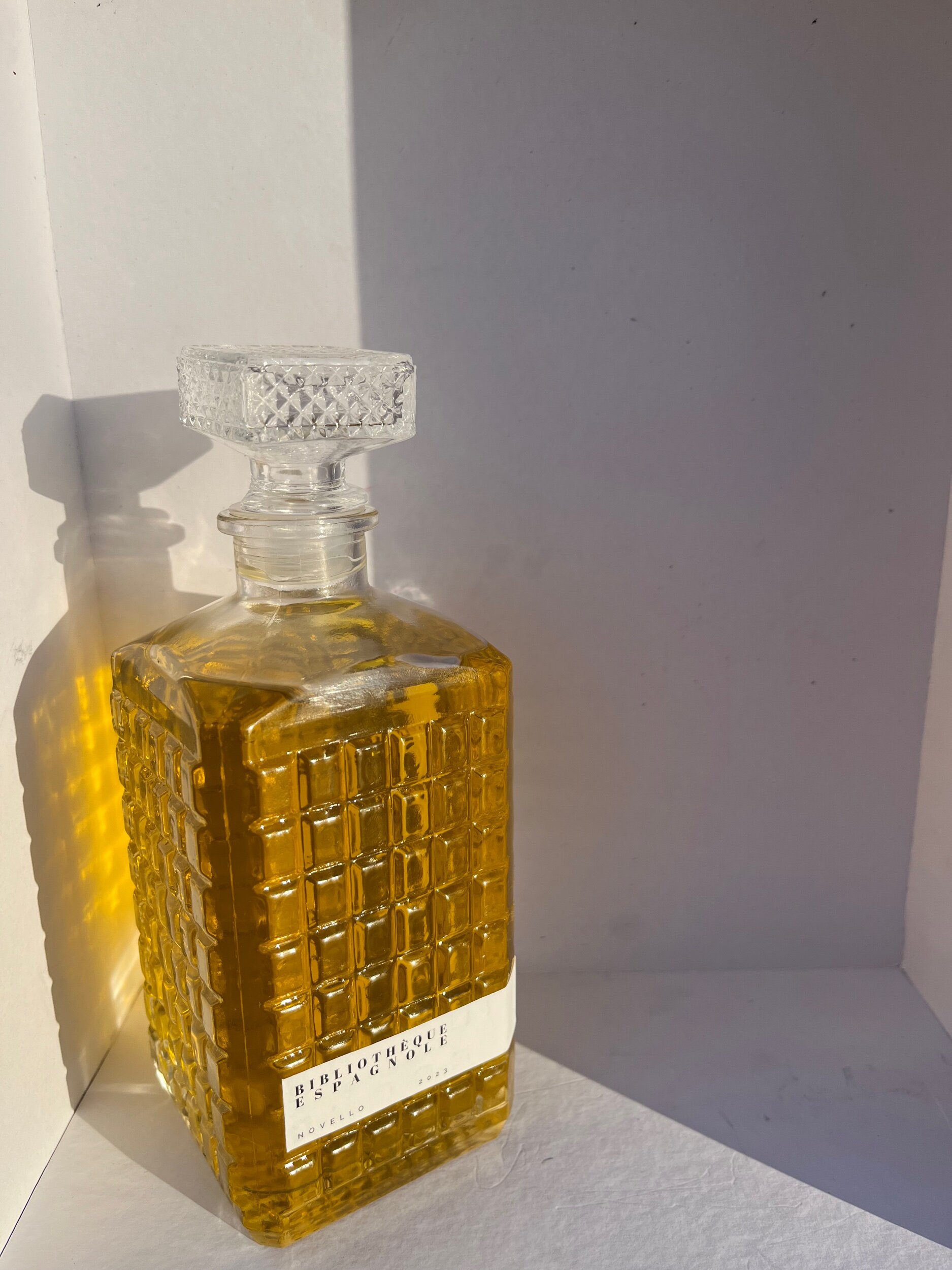 64DE5A85-0E39-4C2D-8404-4351456AAEF7