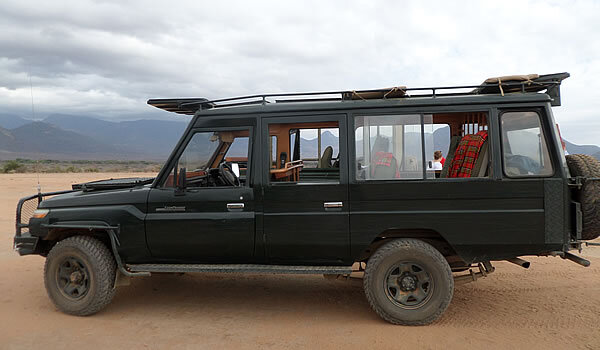 Sarara Camp vehicle.jpg