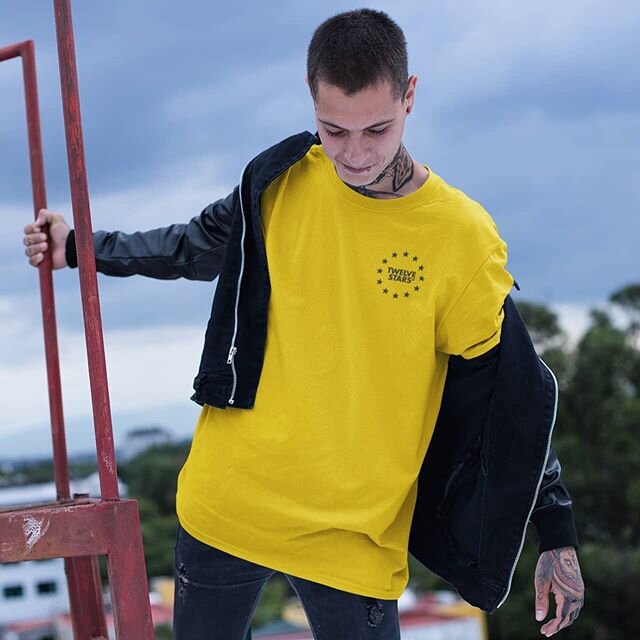 You define what cool is! But are you an #originaleuropean? TWELVE STARS Full fashion collection available at&nbsp;@twelvestars&nbsp;online store #retro&nbsp;&nbsp;#europe&nbsp;#european&nbsp;#streetwear&nbsp;#urbanstyle&nbsp;#streetwear&nbsp;#fashion
