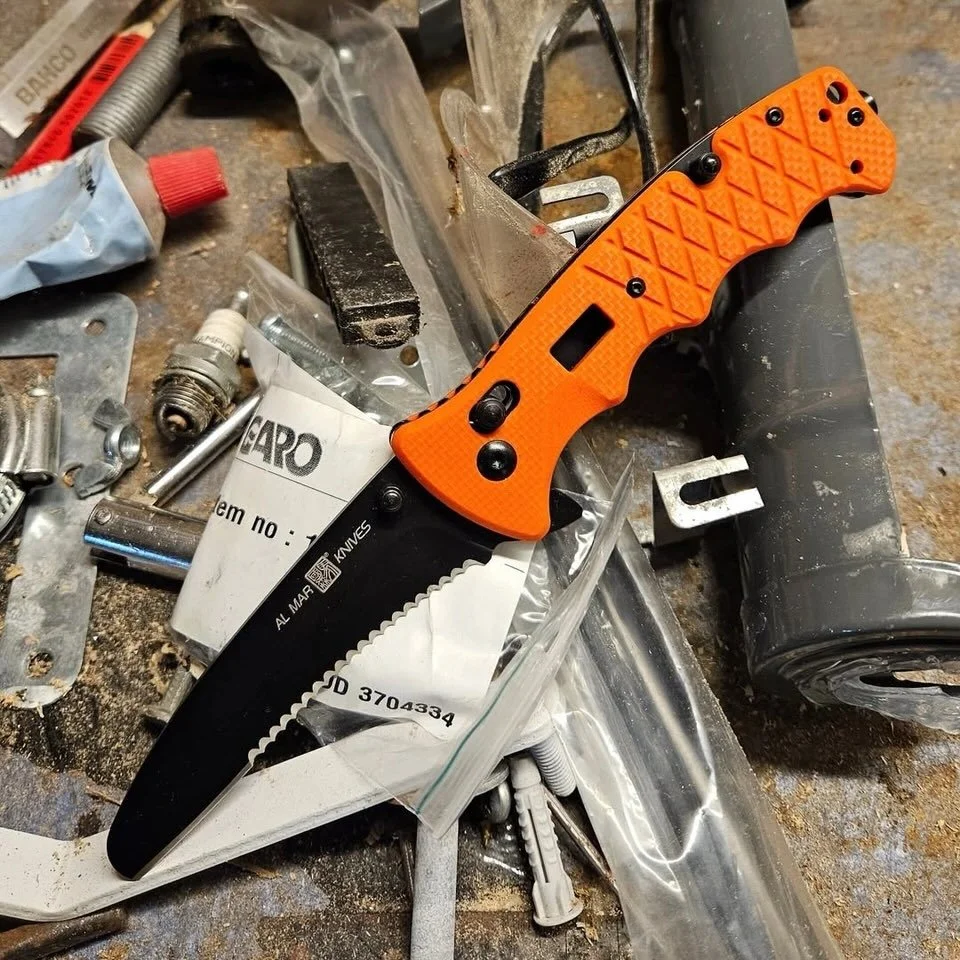 Built for the unexpected. 

When every second counts, the AMK1050RAK Rescue Assist Knife is ready. 

📸: @knivesandbikes

 #AlMarKnives #EDC #TheWarriorsEdge