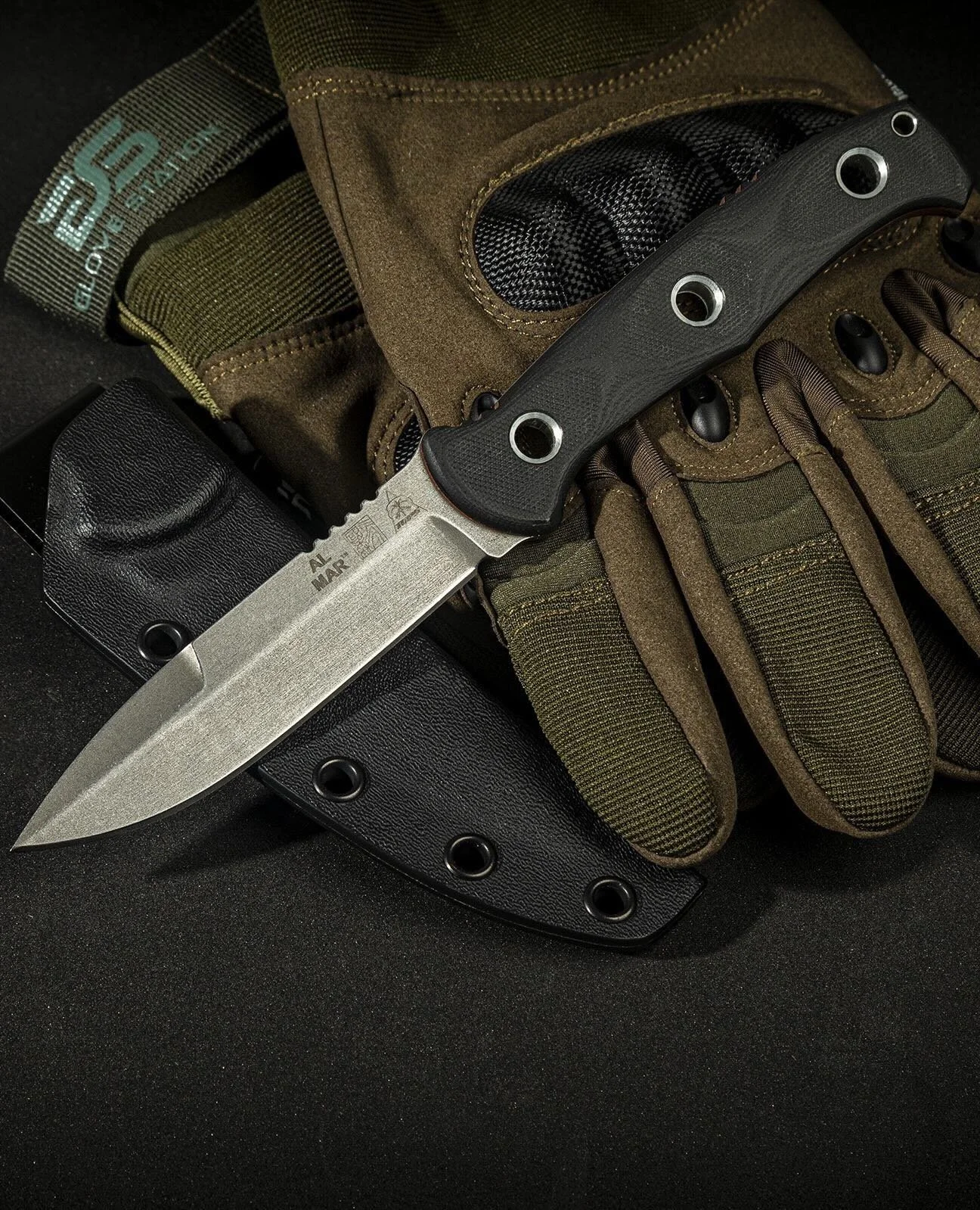40 years of use in the field speak for themselves.

The USA Made SERE Operator is a knife trusted by professionals, now available for those who value the same reliability.

@topknives @themilltc #AlMarKnives #SERE #TheWarriorsEdge