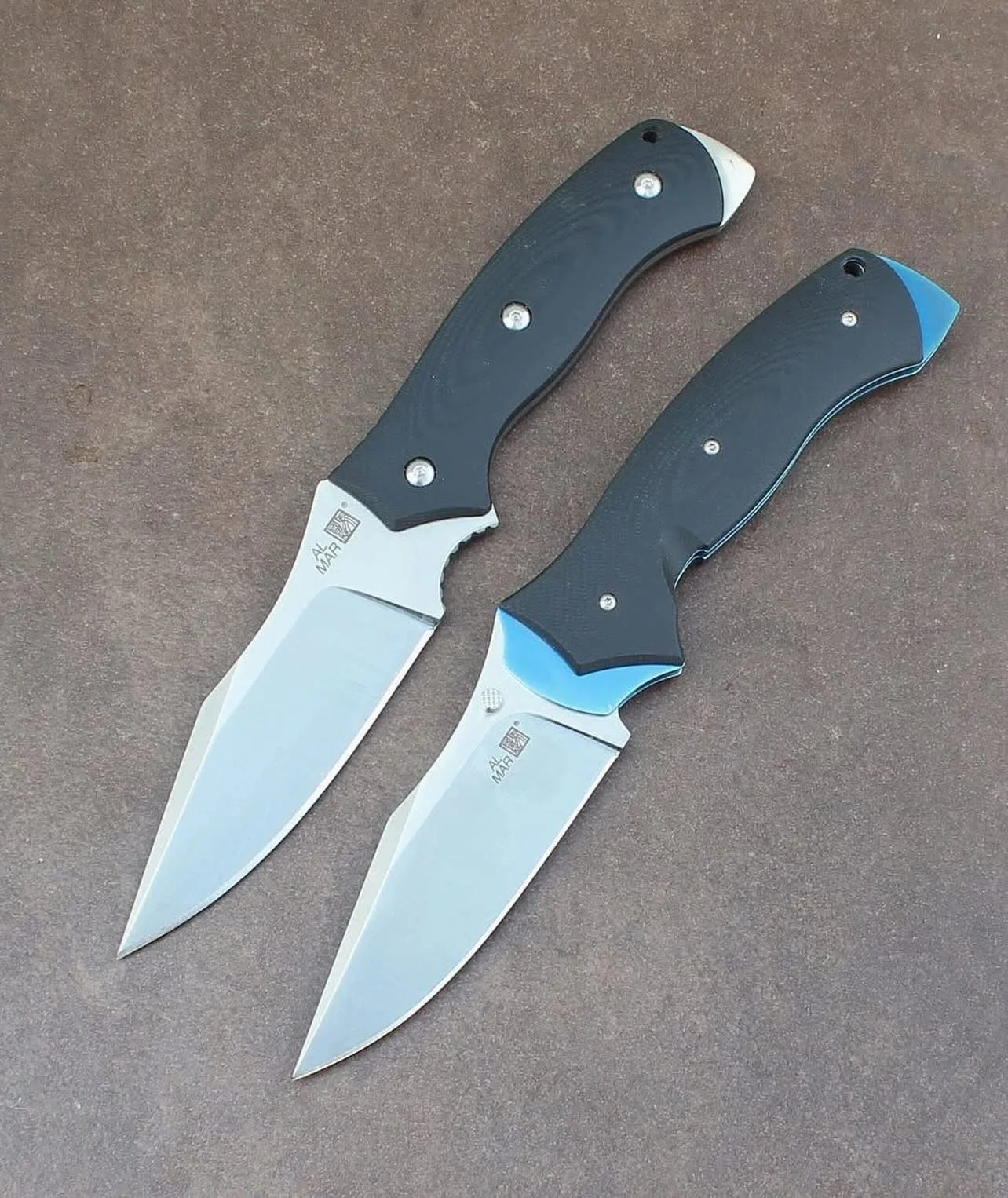 Double trouble. Twice the precision.

The Al Mar B-21 in both its folding and fixed blade variants&mdash;built for performance and designed to stand out.

📸: @knivesandbikes

#EDC #TheWarriorsEdge #AlMarKnives
