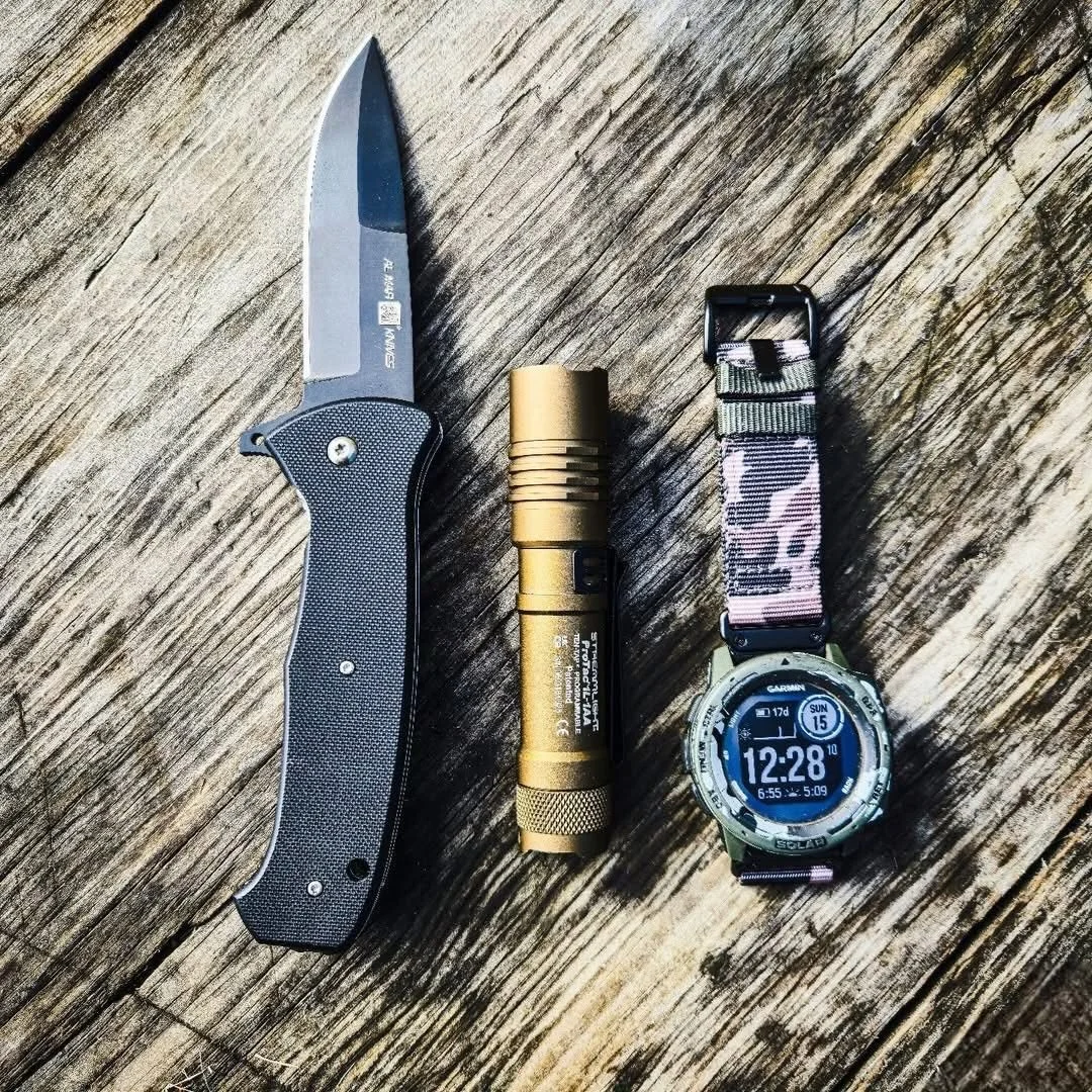 Your everyday essentials, dialed in. T-36 leads the pack.

📸: @timberfall.craft

#EDC #AlMarKnives #TheWarriorsEdge
