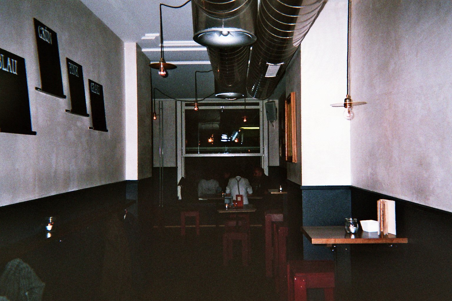 imm005_13A.jpg