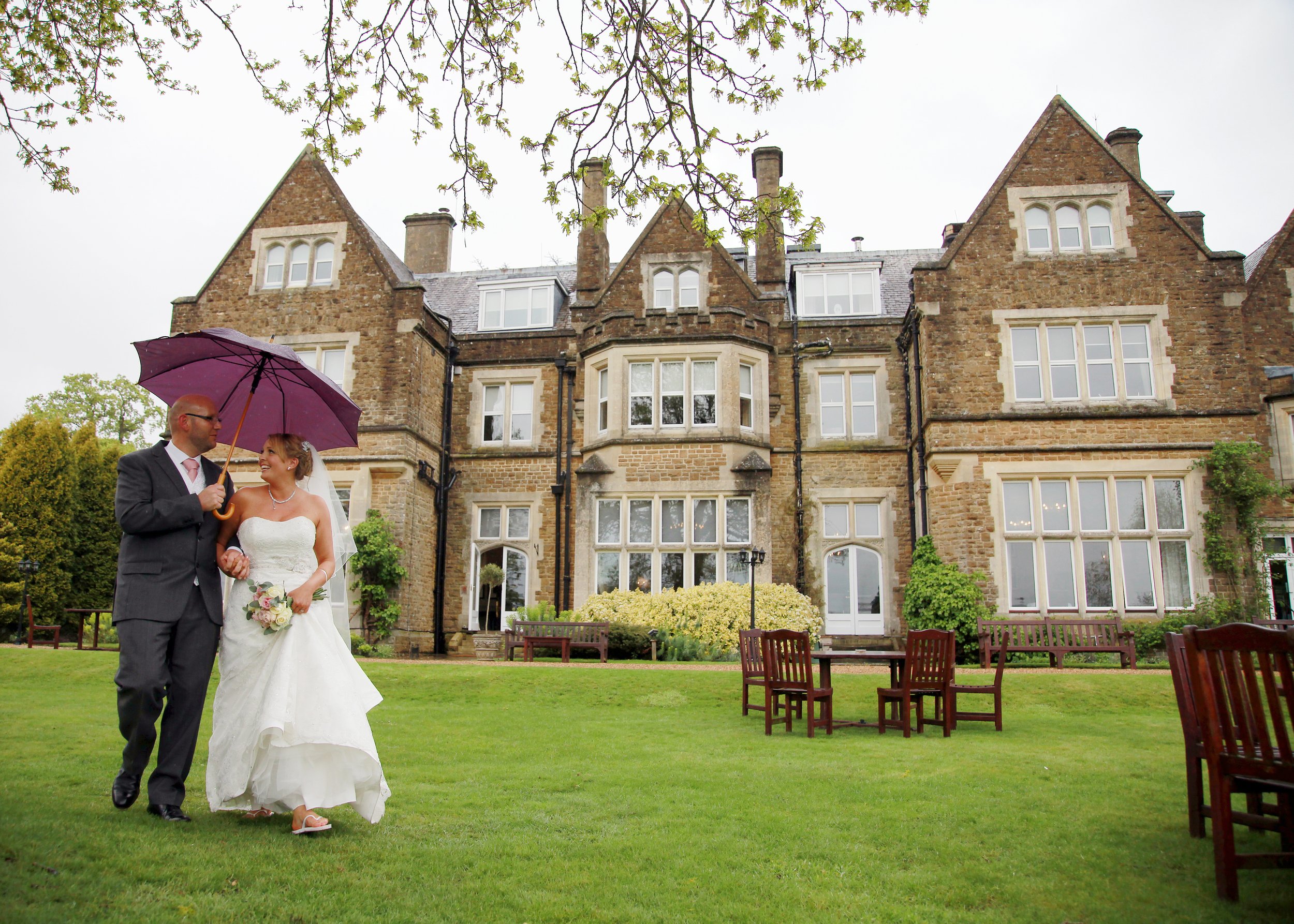 hartsfield manor wedding photography surrey (50).jpg