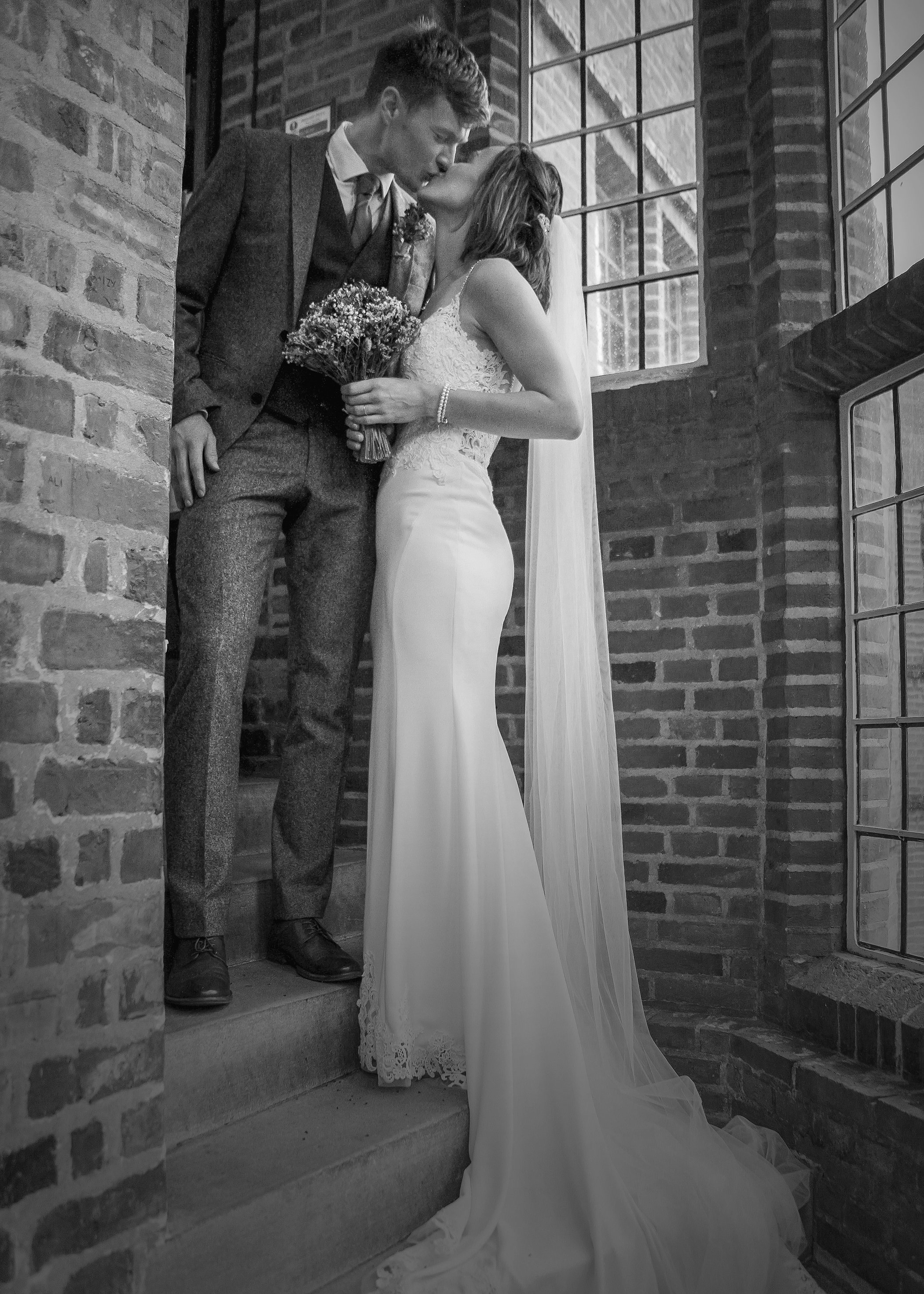 Beadles School Hampshire Wedding Photography (17).jpg