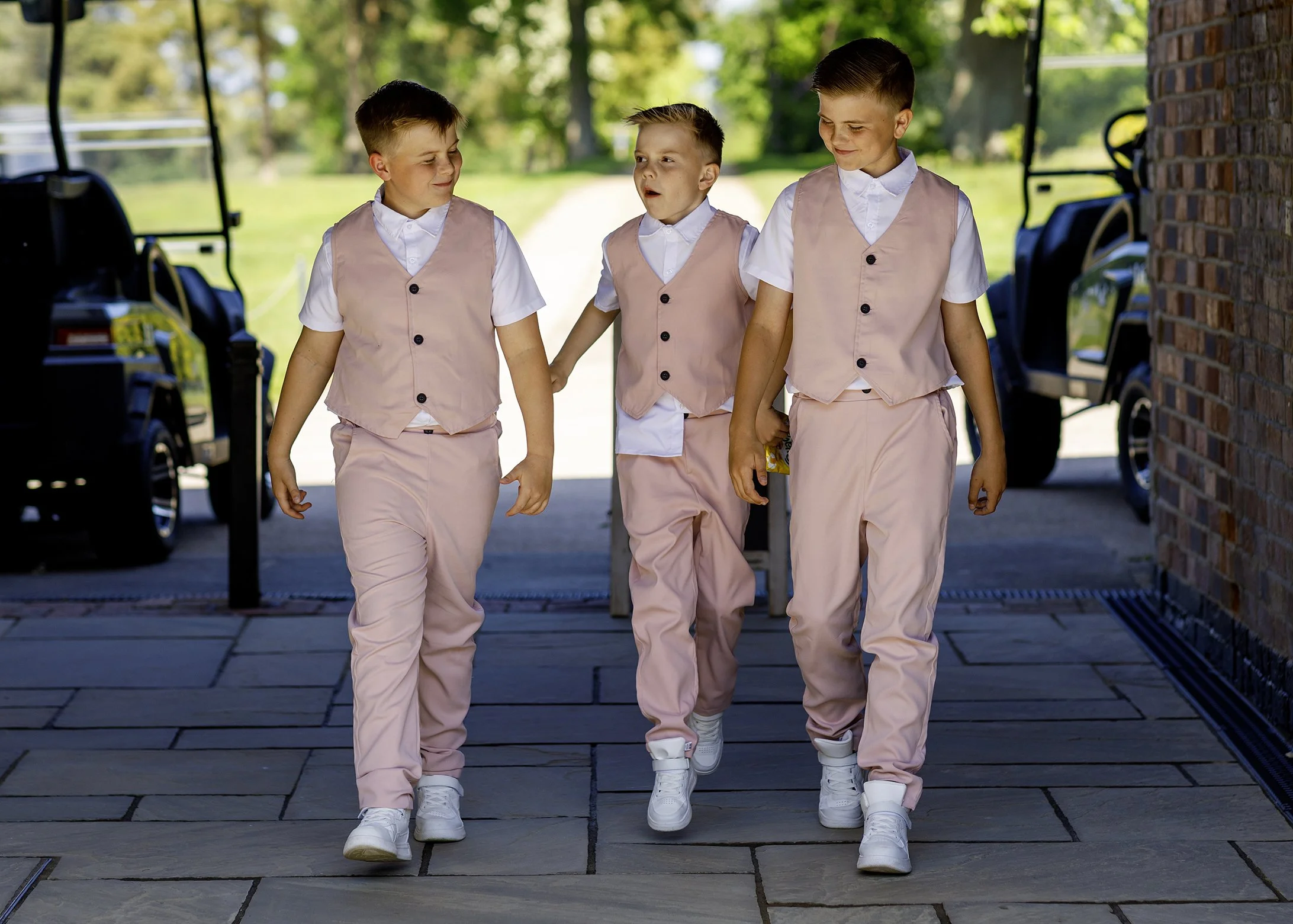 amybrianwed cottesmore golf club pease pottage crawley (272).jpg