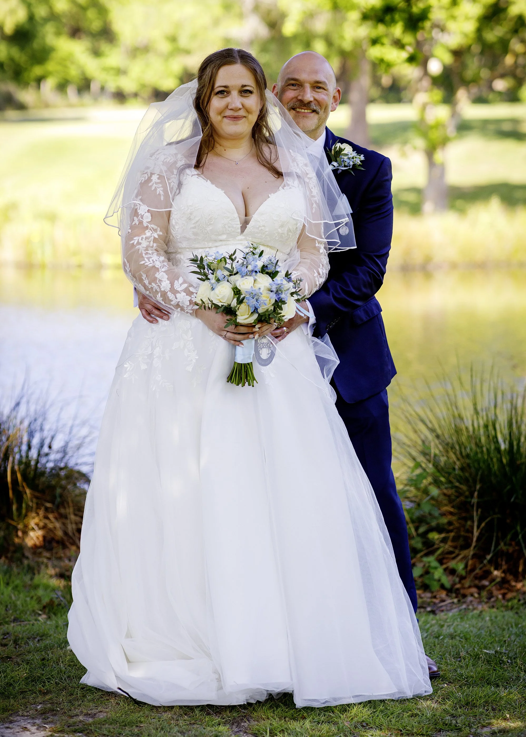 amybrianwed cottesmore golf club pease pottage crawley (303).jpg