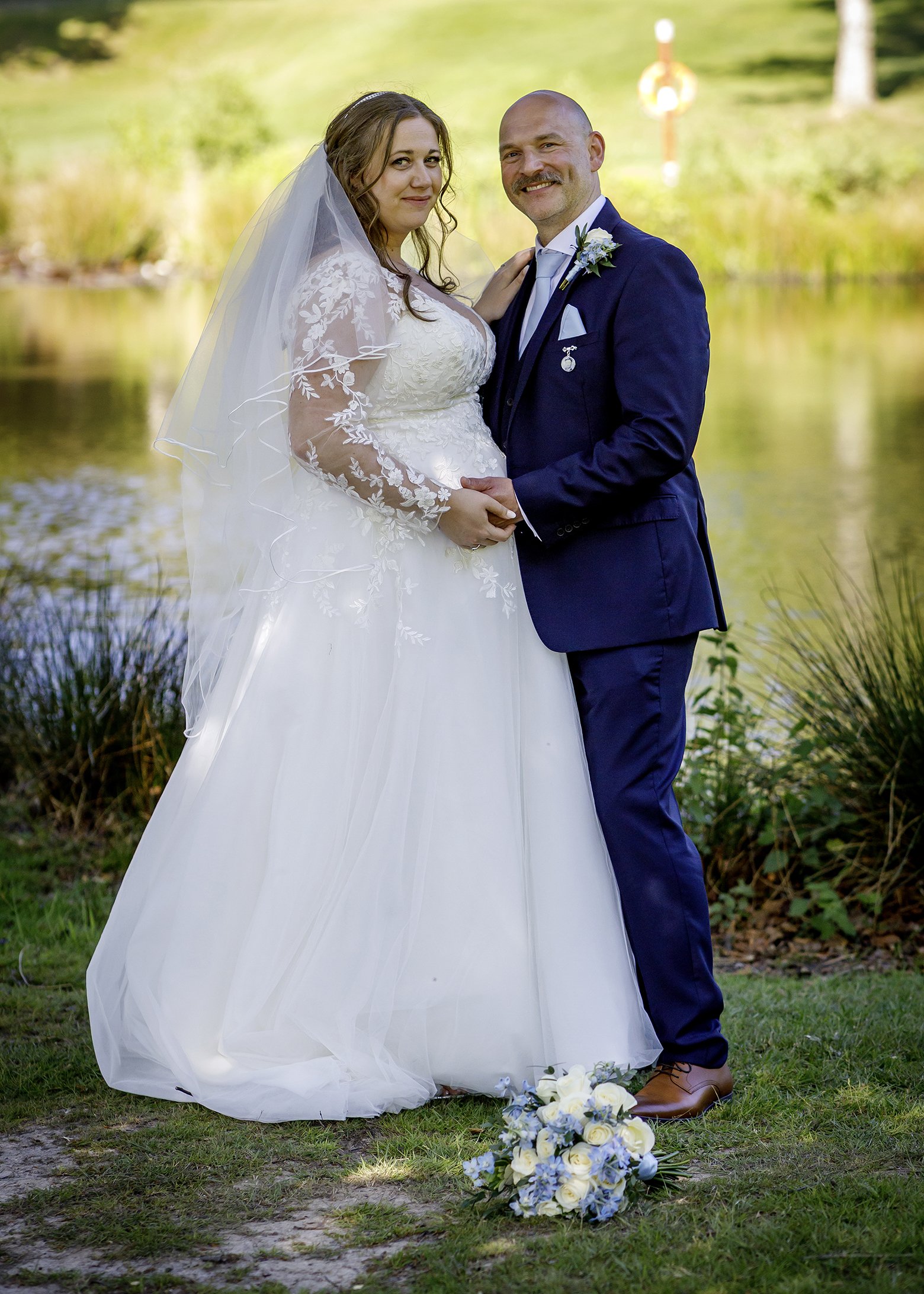 amybrianwed cottesmore golf club pease pottage crawley (308).jpg