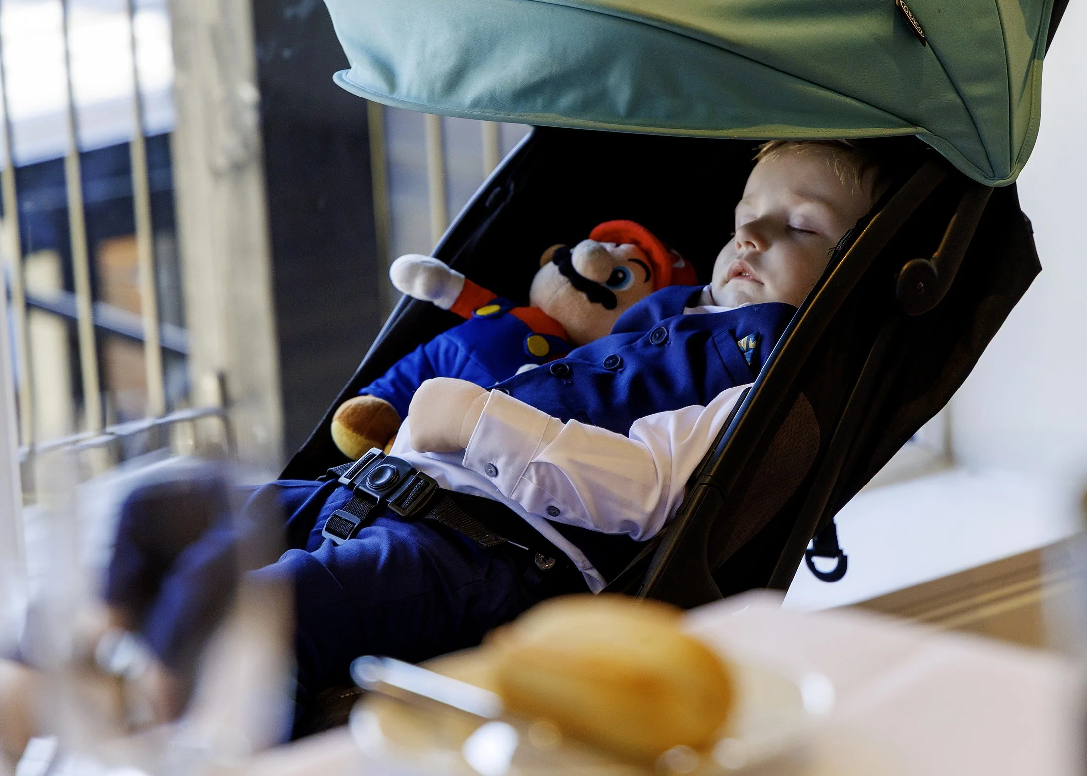 amybrianwed cottesmore golf club pease pottage crawley (331).jpg