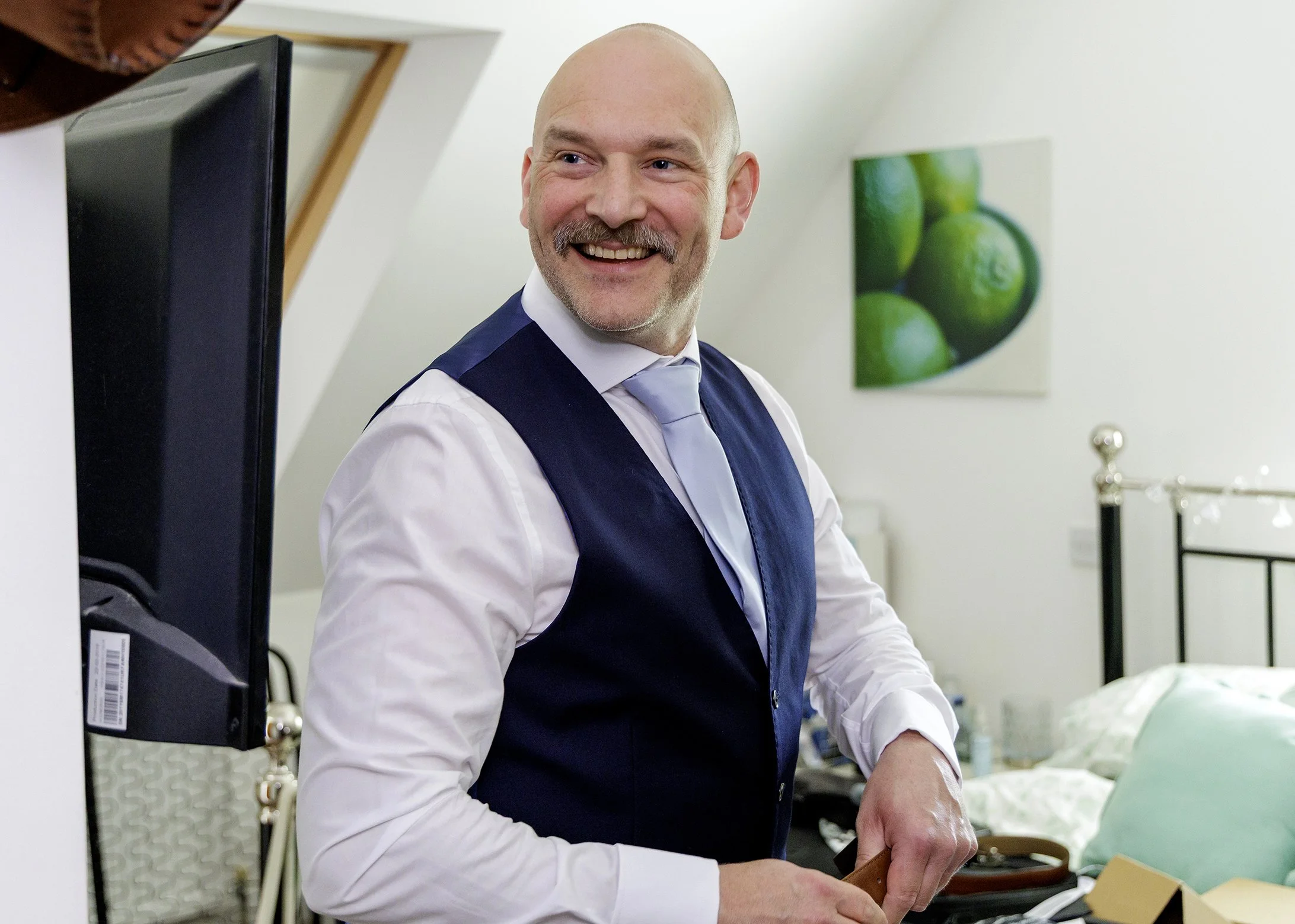 amybrianwed cottesmore golf club pease pottage crawley (8).jpg