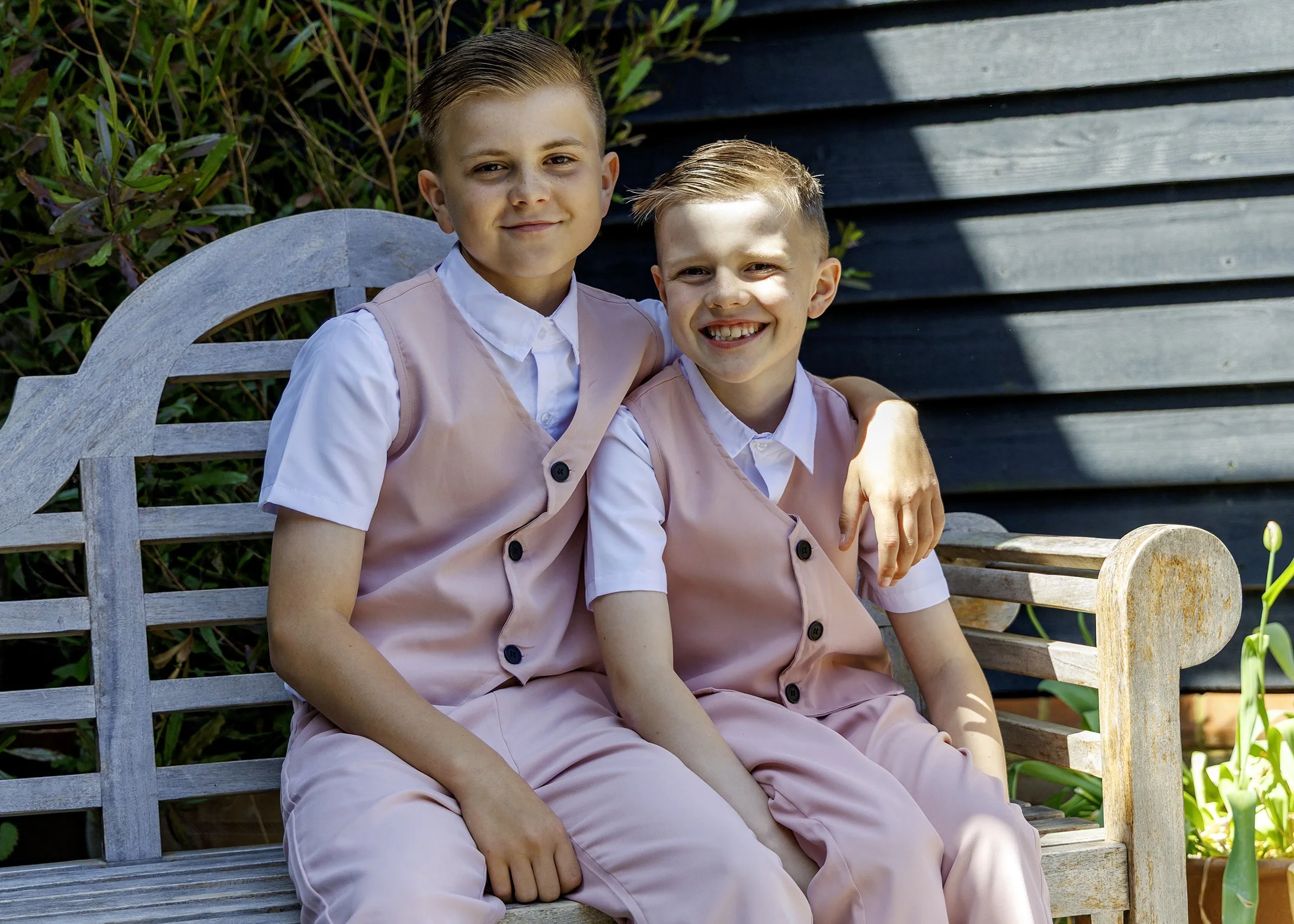 amybrianwed cottesmore golf club pease pottage crawley (112).jpg