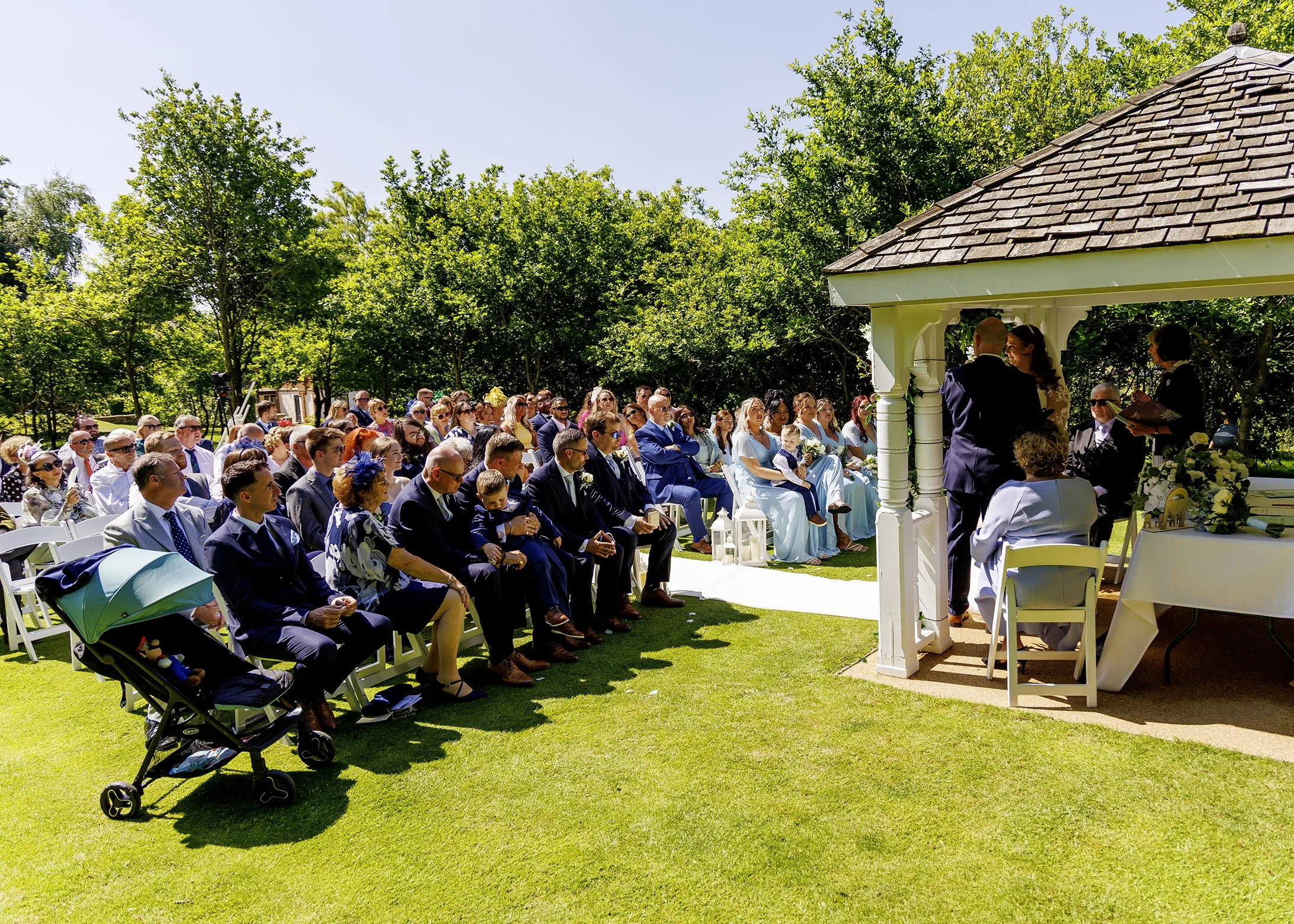 amybrianwed cottesmore golf club pease pottage crawley (201).jpg