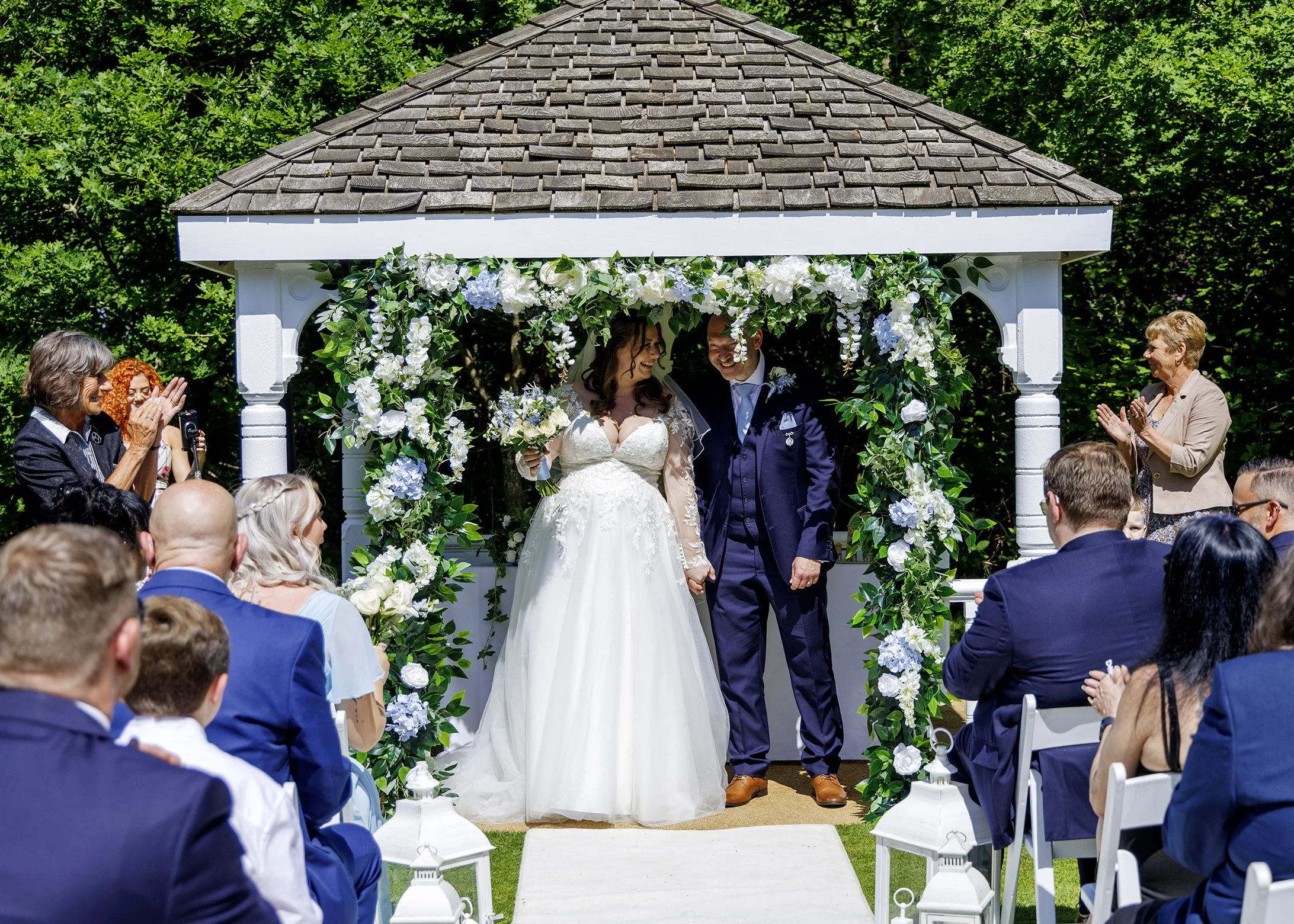 amybrianwed cottesmore golf club pease pottage crawley (240).jpg