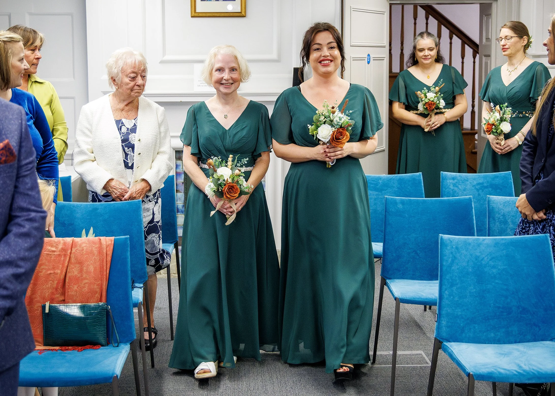 Winchester Register Office - Hampshire Wedding Photography - Relaxed Micro Wedding Photographer