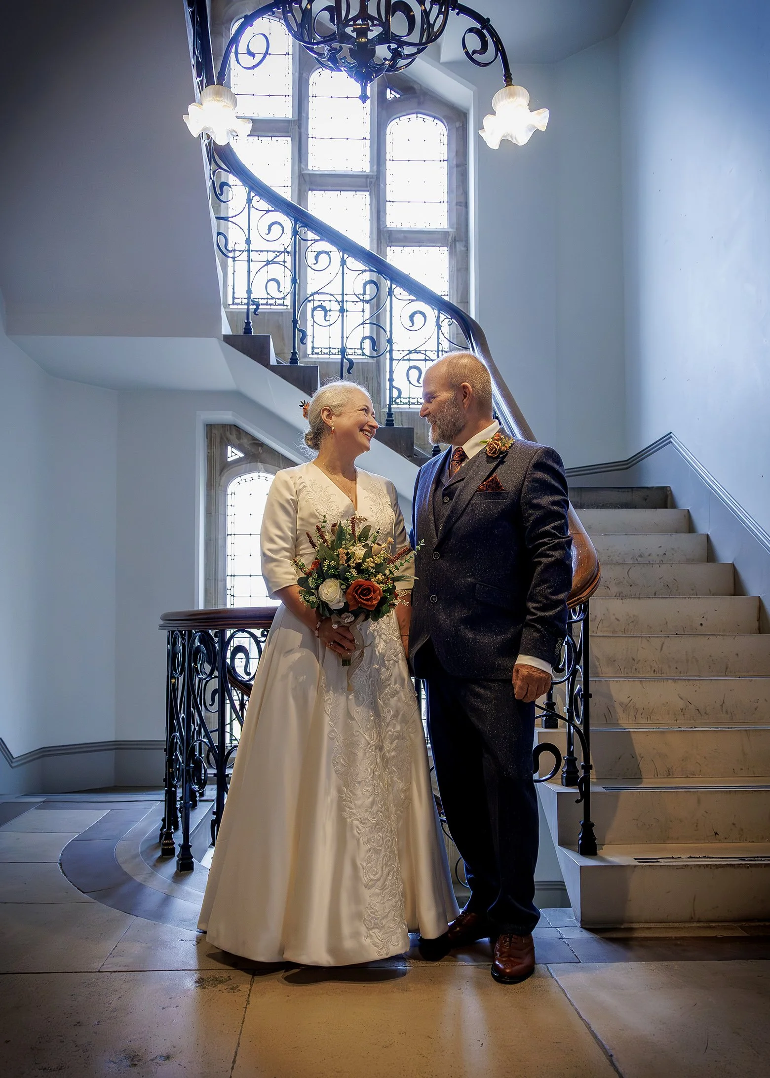 Winchester Register Office - Hampshire Wedding Photography - Relaxed Micro Wedding Photographer