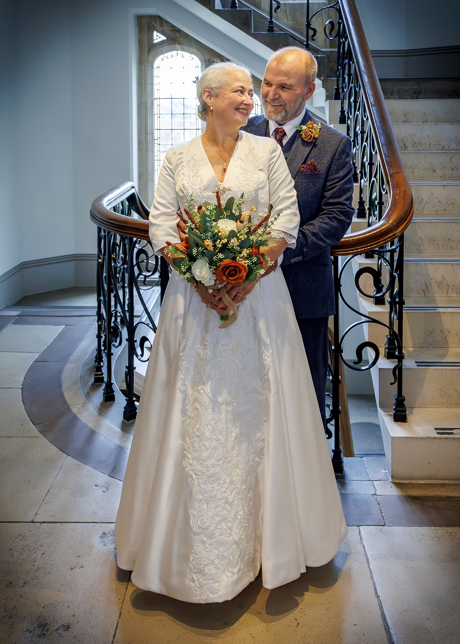 Winchester Register Office - Hampshire Wedding Photography - Relaxed Micro Wedding Photographer