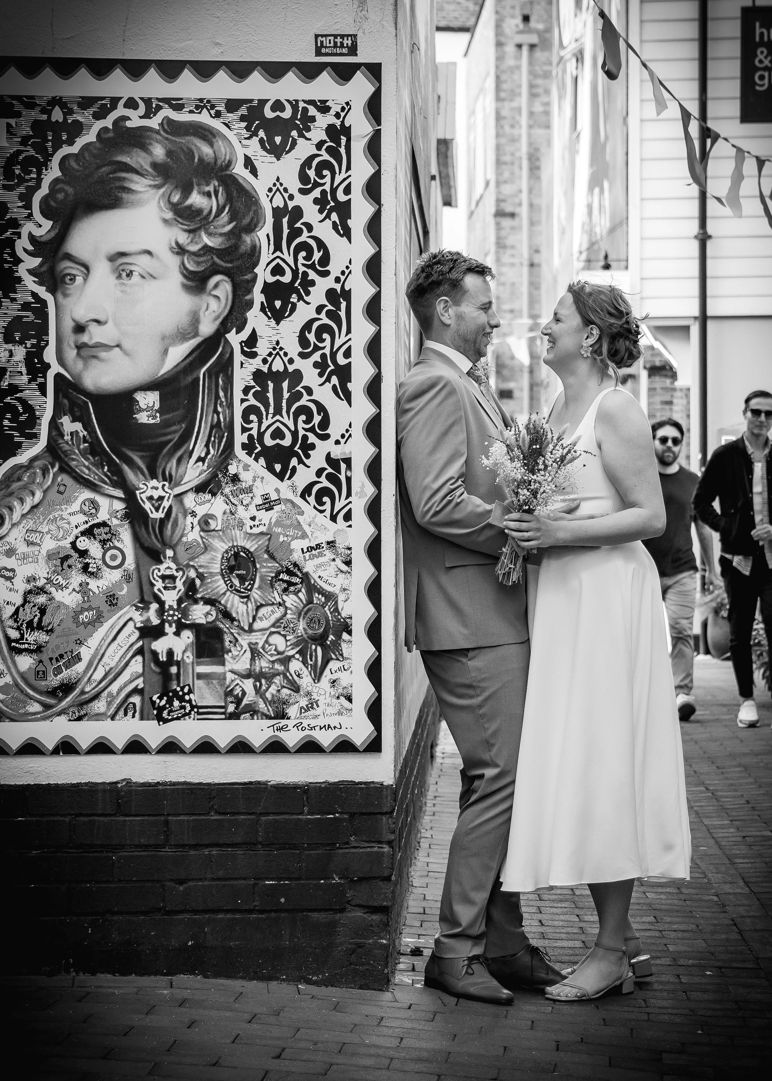 Storytelling wedding photography wandering through the historic Lanes, Brighton