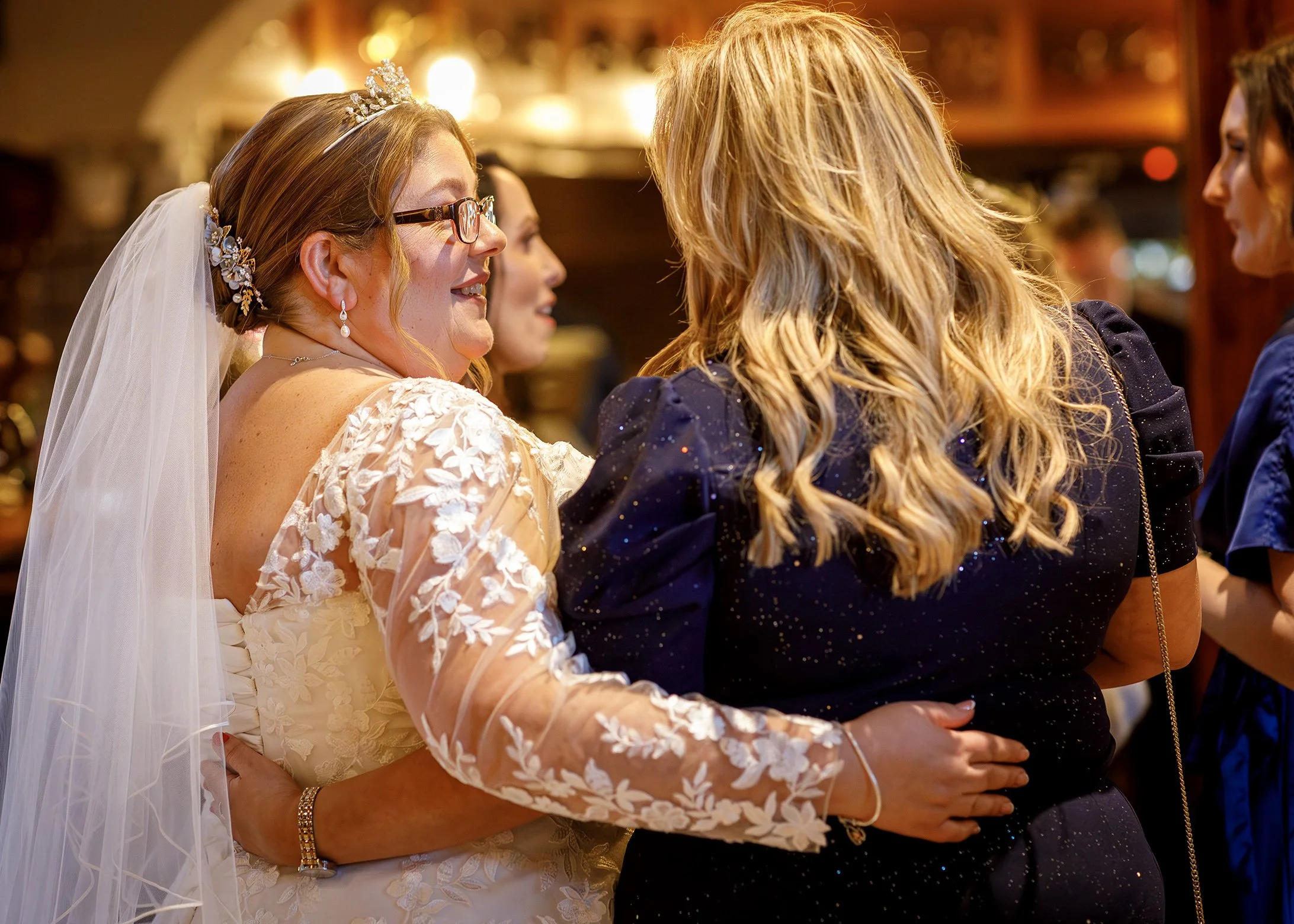 Documentary Wedding Photography at The Ravenswood - Michael Clement