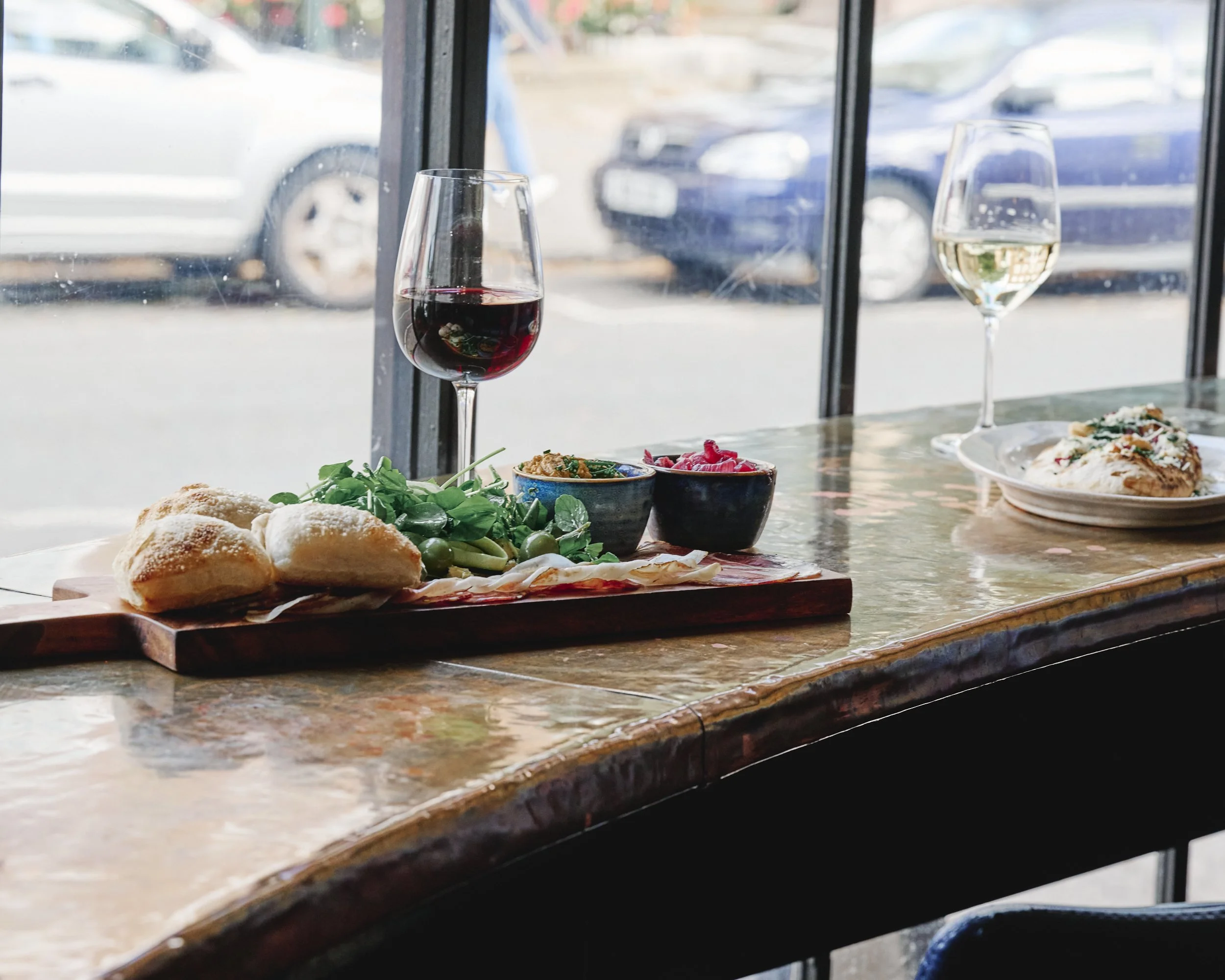 Tavern At The Henley Park - yth66uy