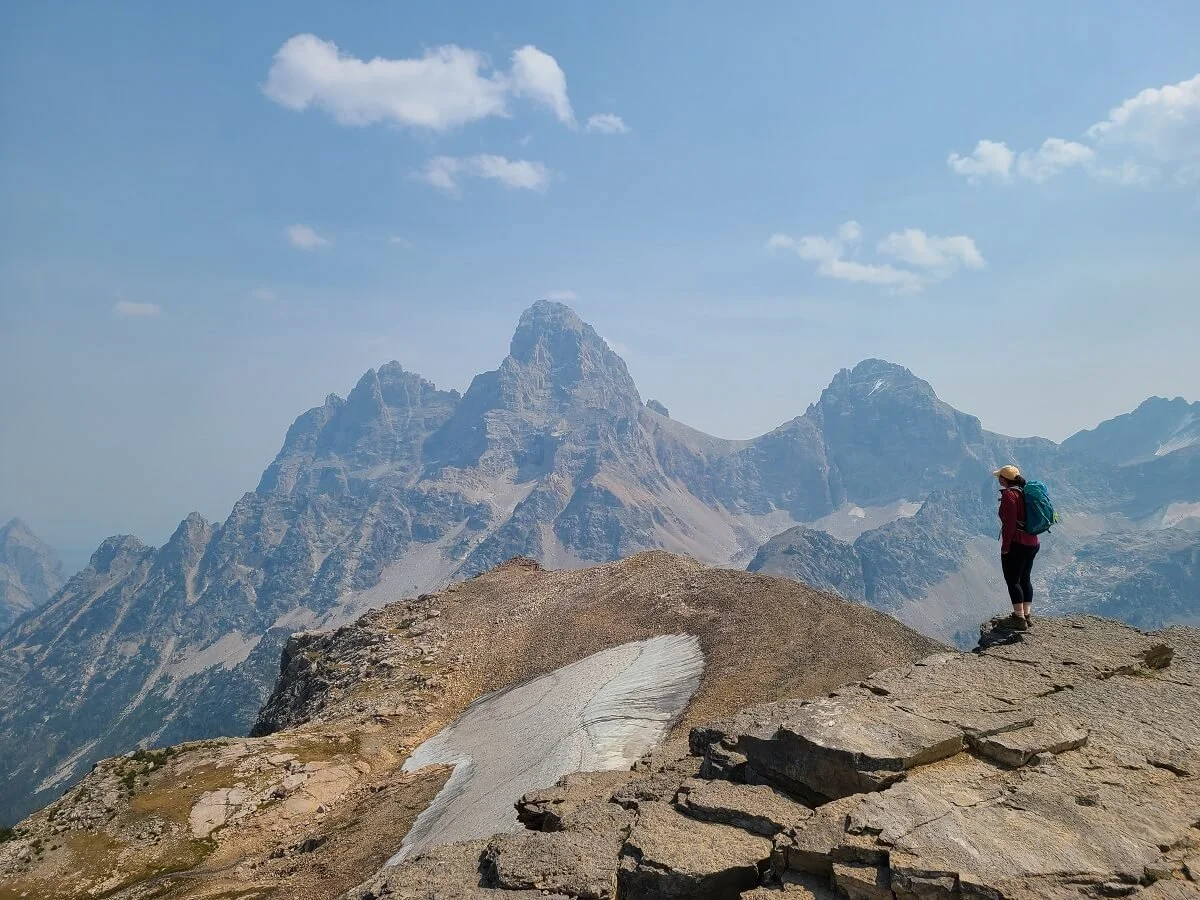 Hiking to Table Mountain in Wyoming for the BEST views of the Tetons ...