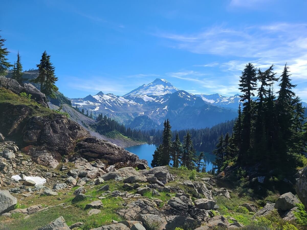 7 Epic Hikes Near Mount Baker in Washington — Dirty Shoes & Epic Views