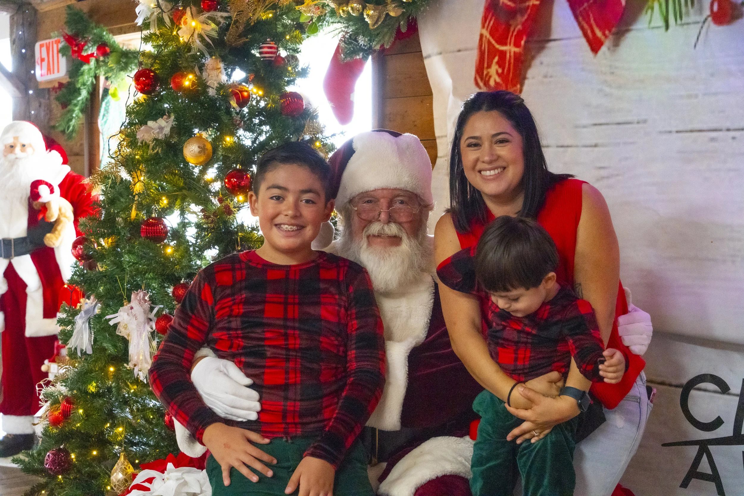 Chasin A dream Santa128.jpg