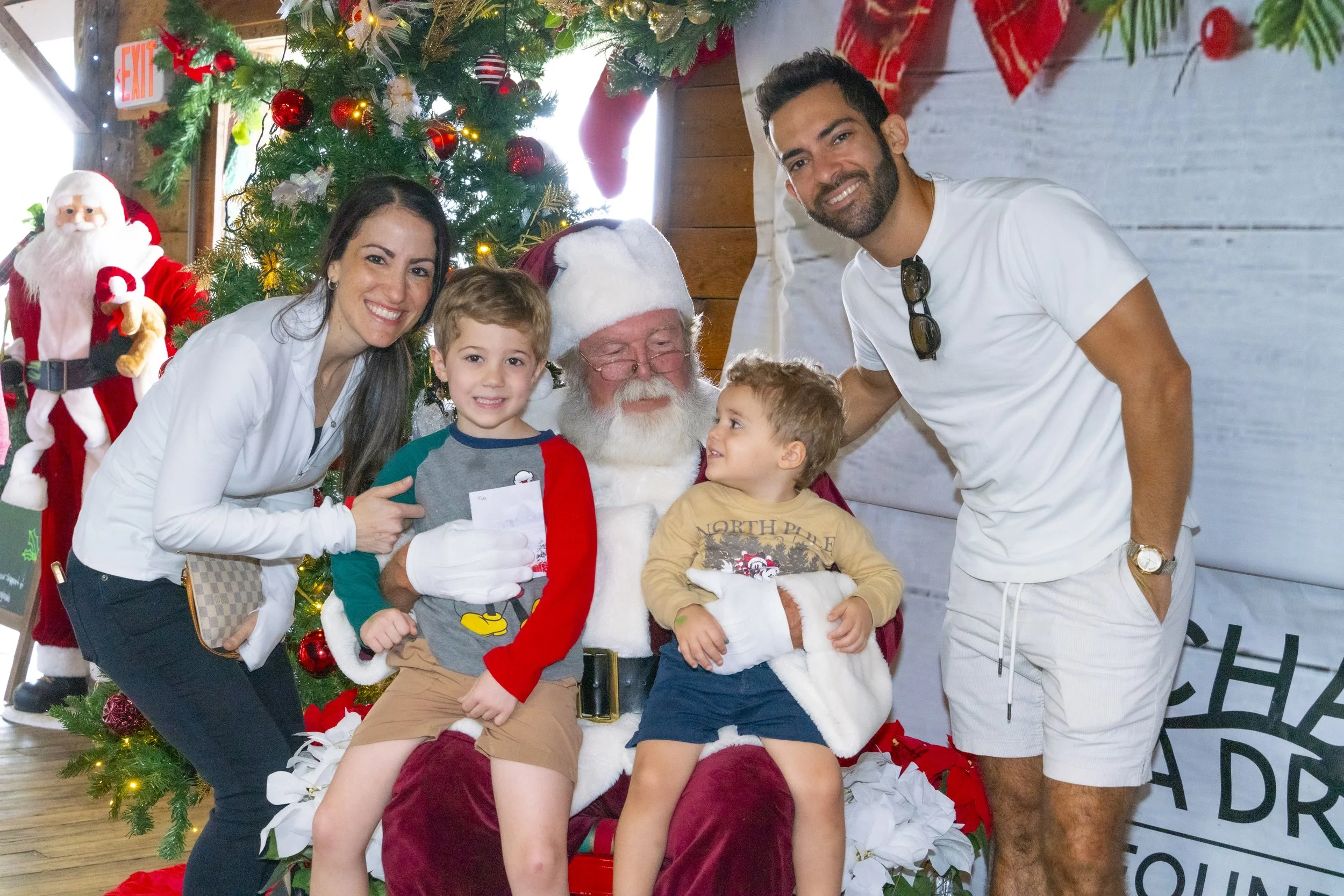 Chasin A dream Santa178.jpg