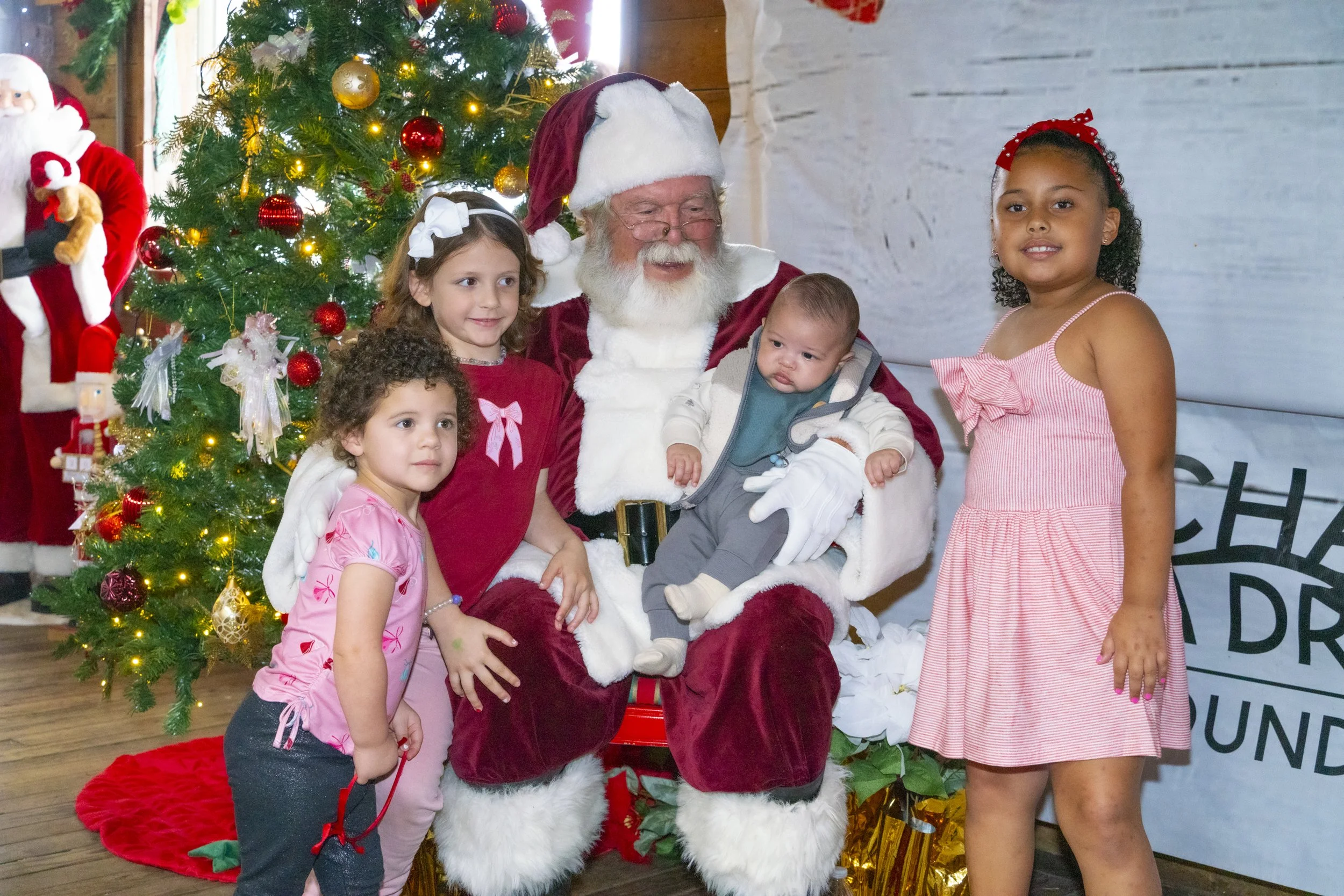 Chasin A dream Santa195 WEB .jpg