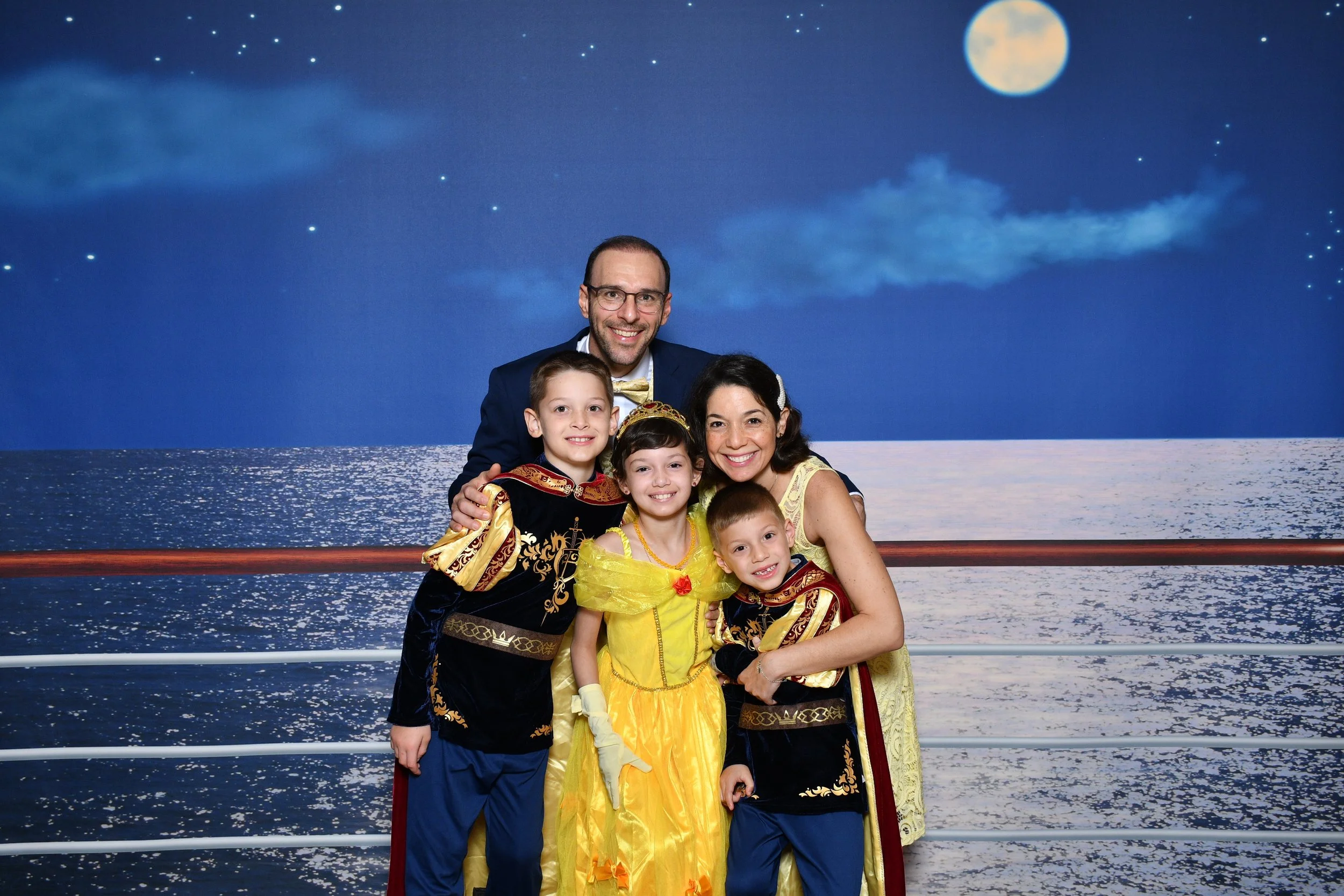 2025-12-08 - Disney Fantasy - Deck railing portrait_8.jpeg