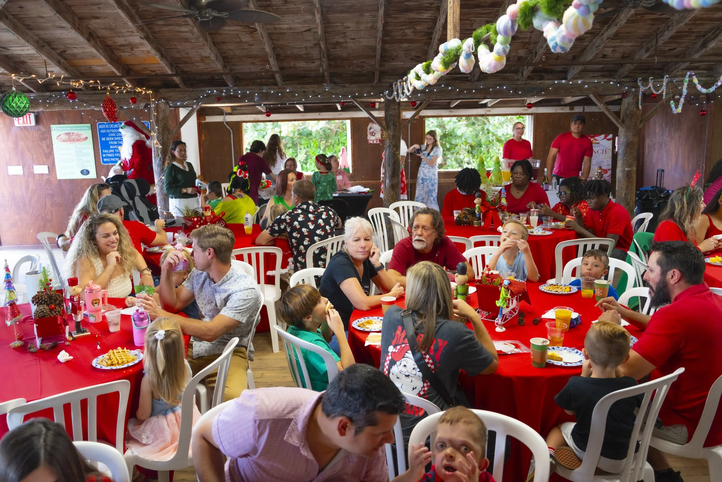 Chasin A dream Santa430 WEB .jpg