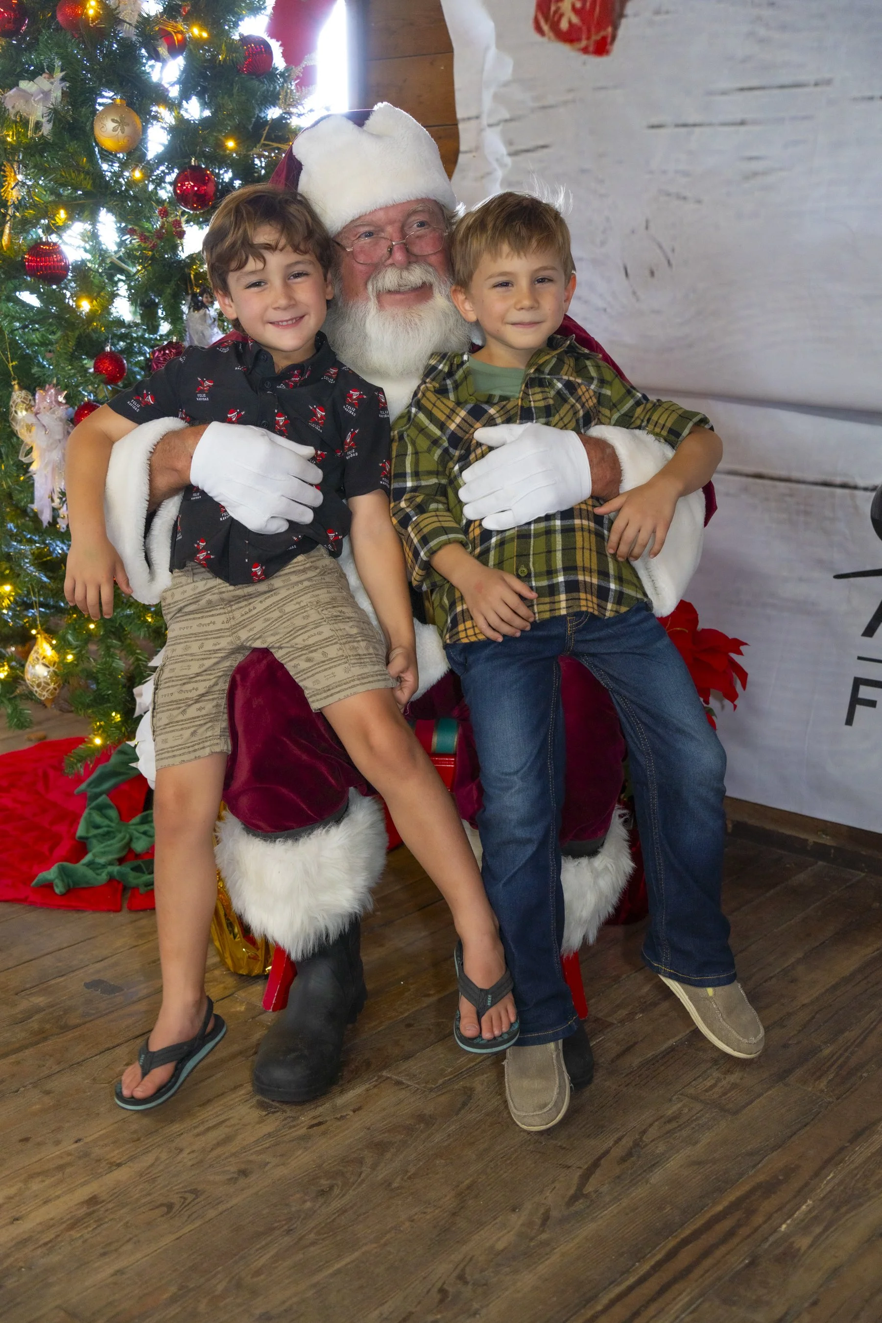 Chasin A dream Santa449 WEB .jpg