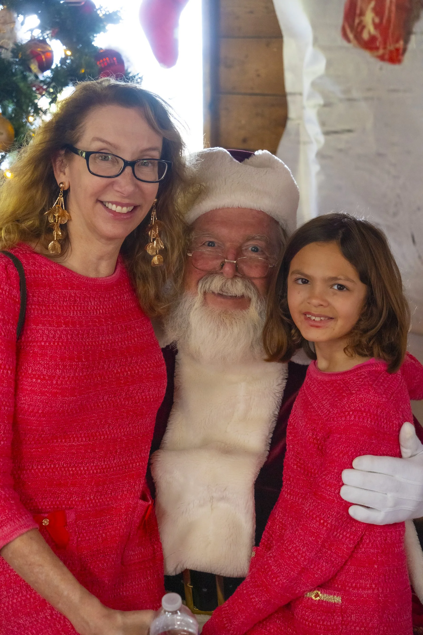 Chasin A dream Santa392 WEB .jpg