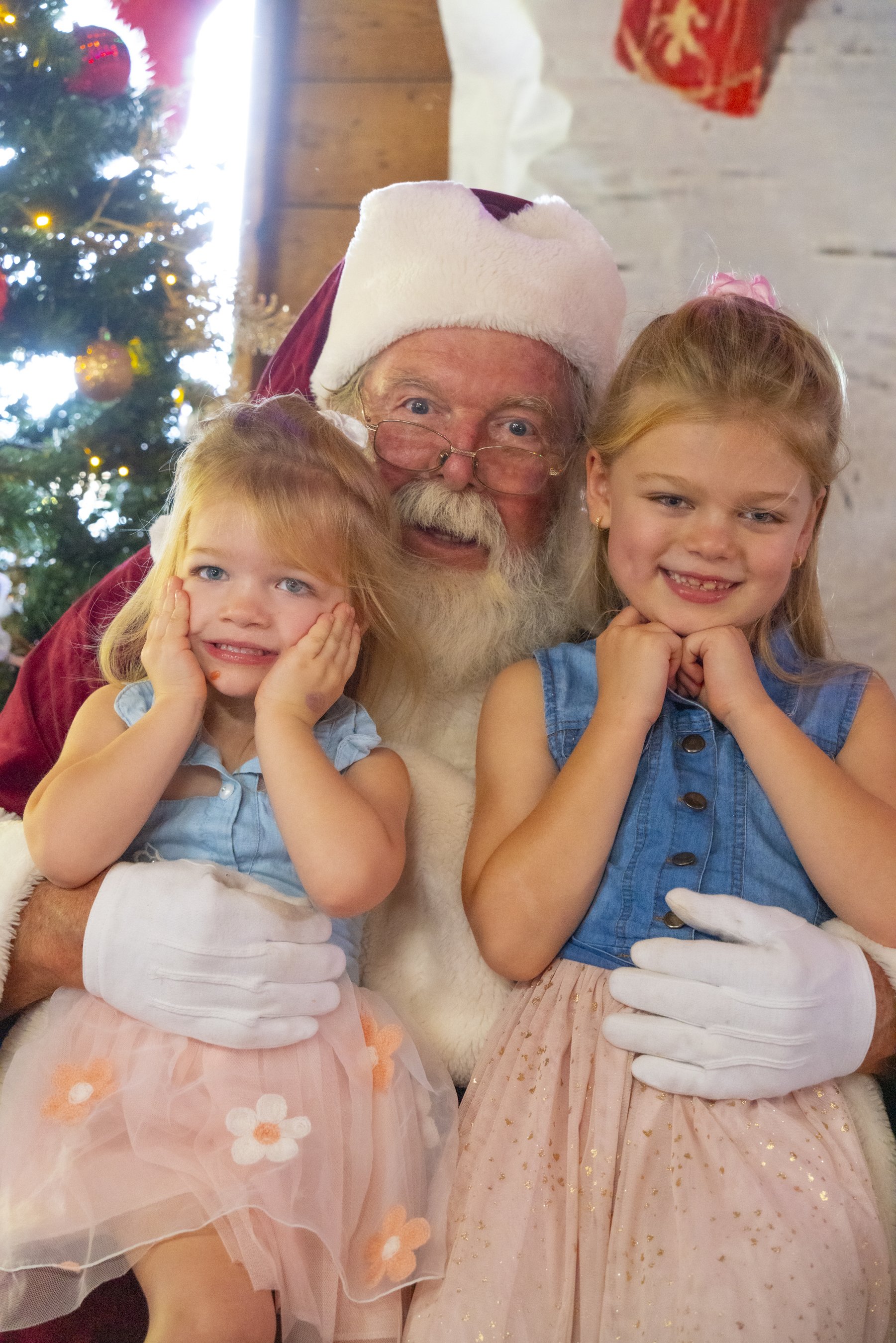 Chasin A dream Santa397 WEB .jpg